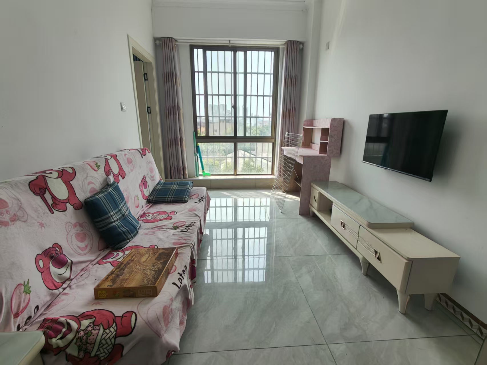 香格里拉  1室1厅1卫    26.8万 香格里拉  1室1厅1卫    26.8万室内图