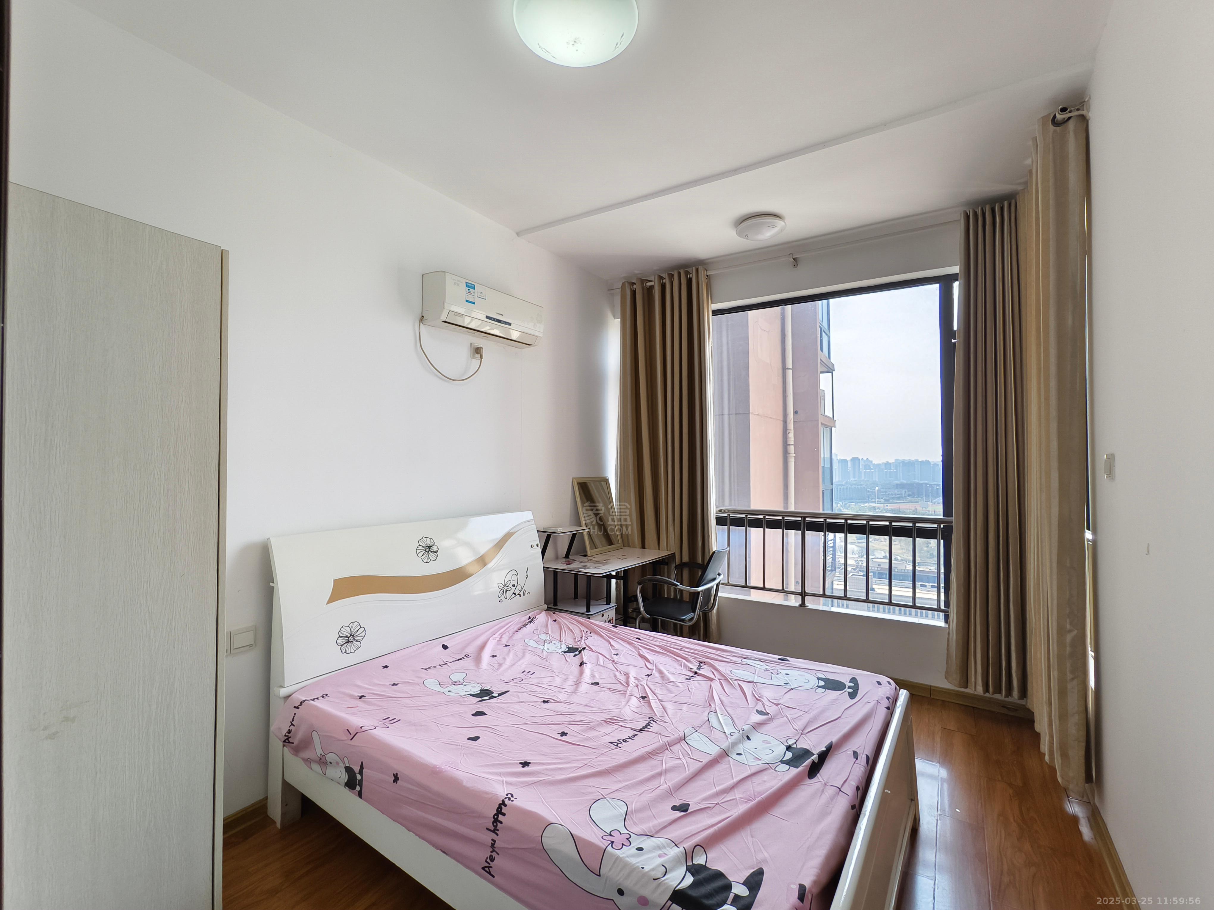 流金岁月-华晨国际 3室2厅1卫 1900.0元/月 流金岁月-华晨国际 3室2厅1卫 1900.0元/月室内图