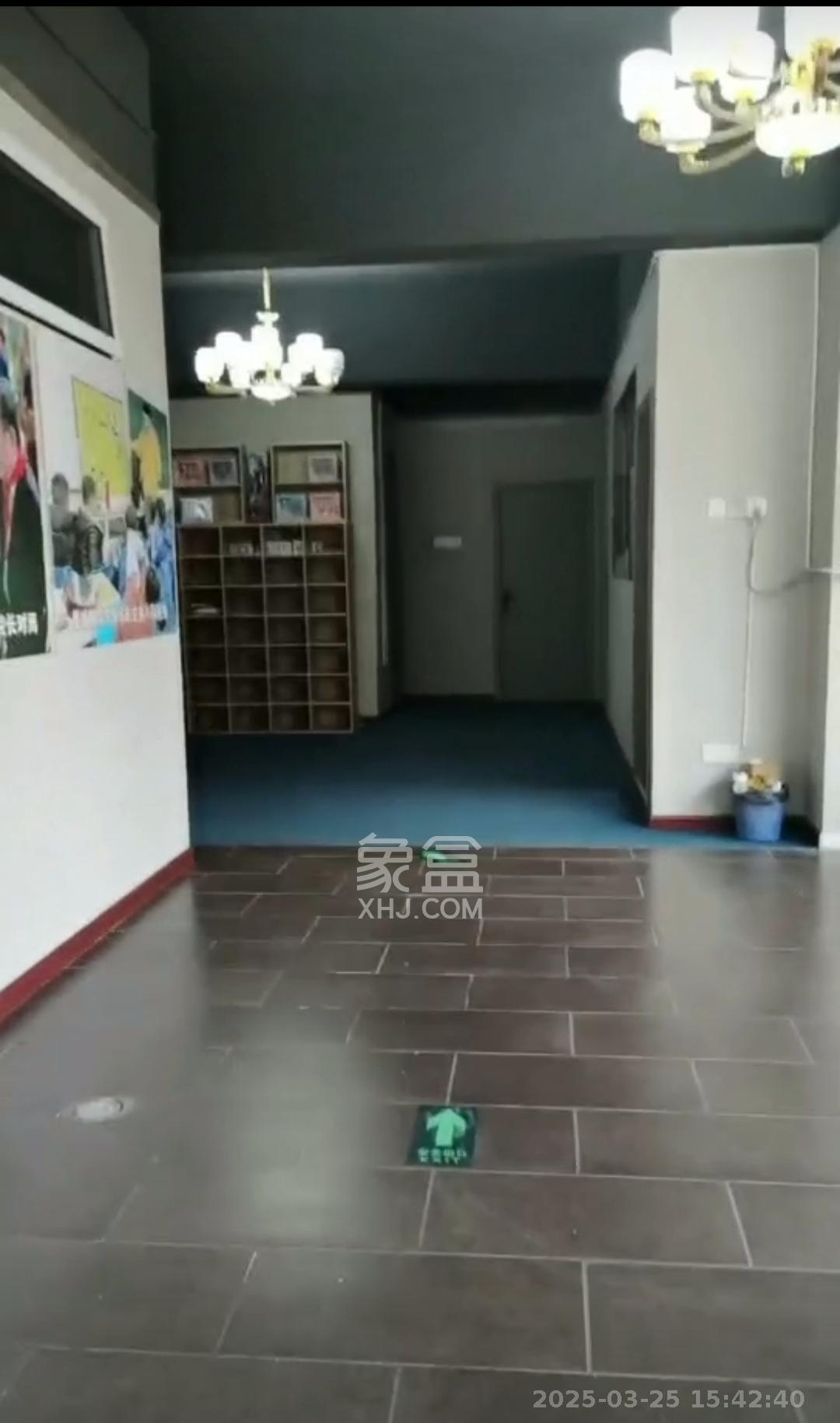 房产交易综合楼 7室0厅2卫 6000.0元/月 房产交易综合楼 7室0厅2卫 6000.0元/月室内图