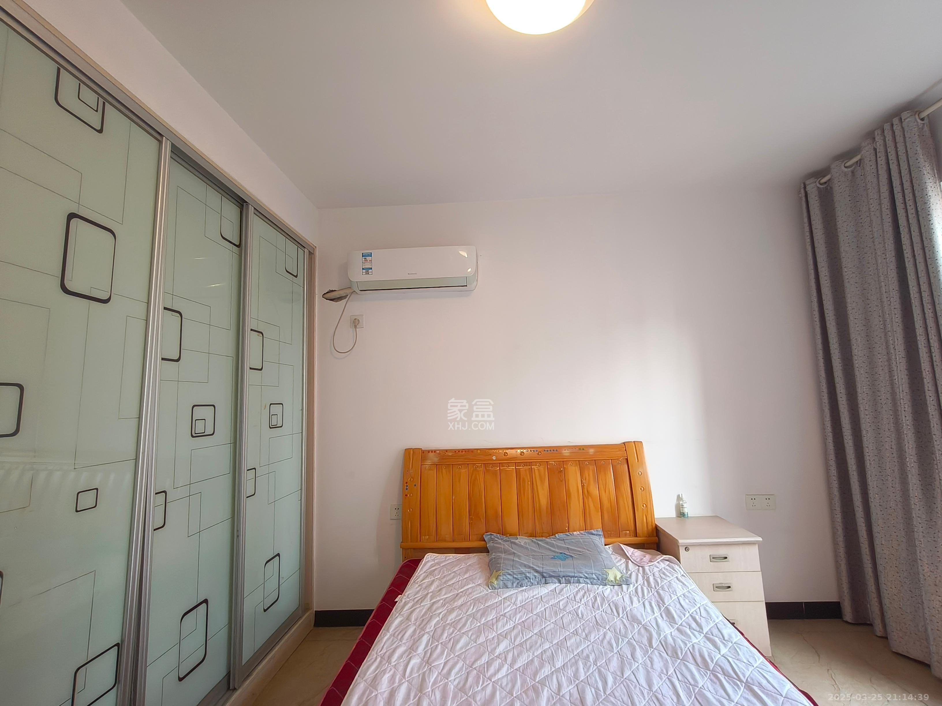 领东汇 3室2厅1卫 2200.0元/月 领东汇 3室2厅1卫 2200.0元/月室内图