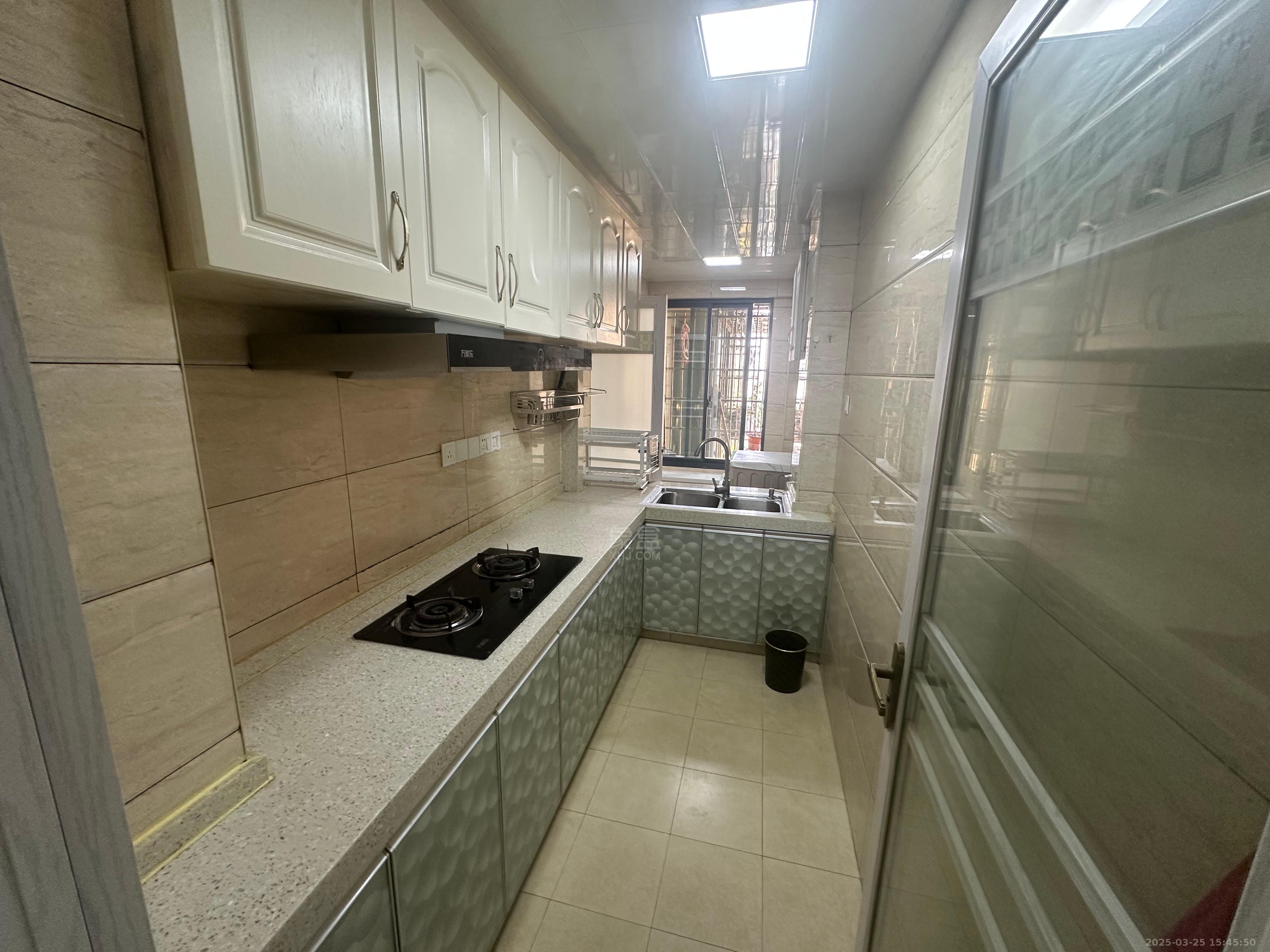 新明安置小区 2室2厅1卫 1200.0元/月 新明安置小区 2室2厅1卫 1200.0元/月室内图