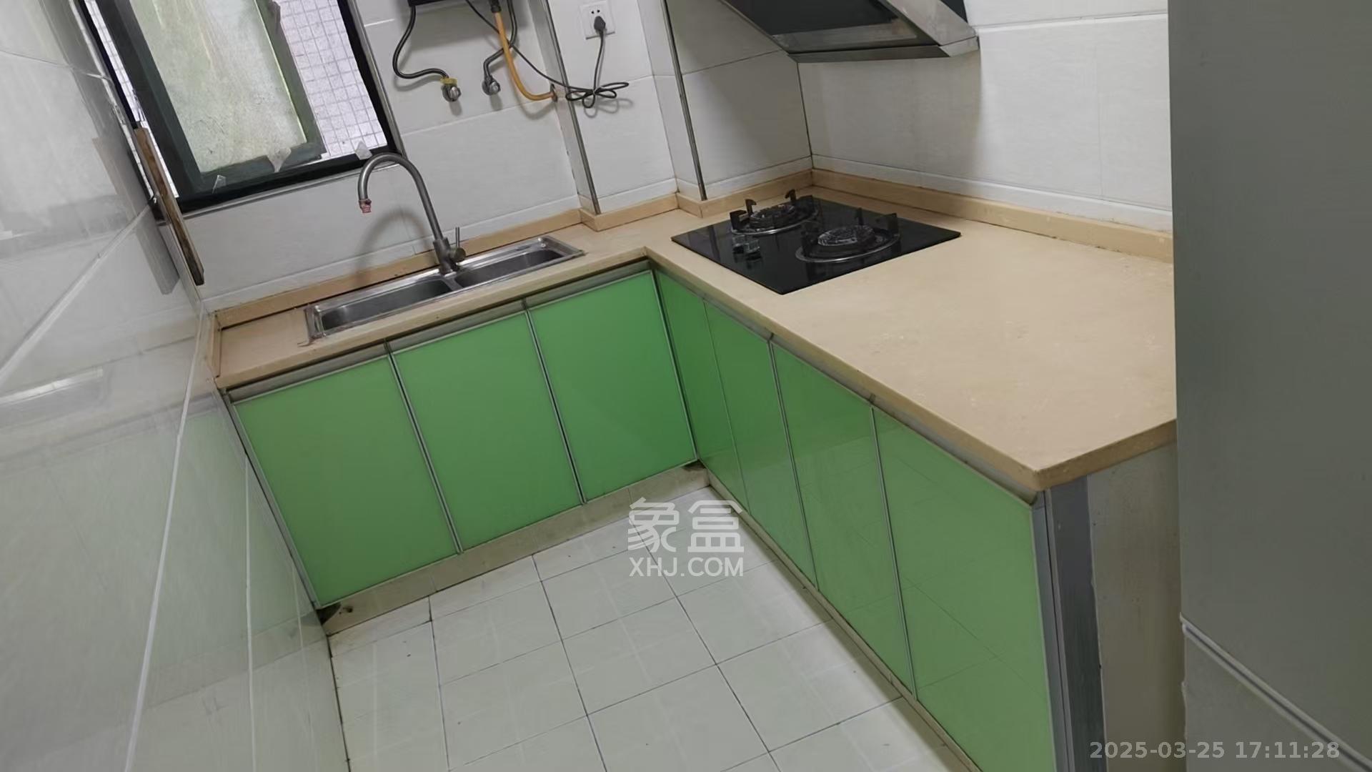 湖韵佳苑  2室1厅1卫   1600.00元/月室内图