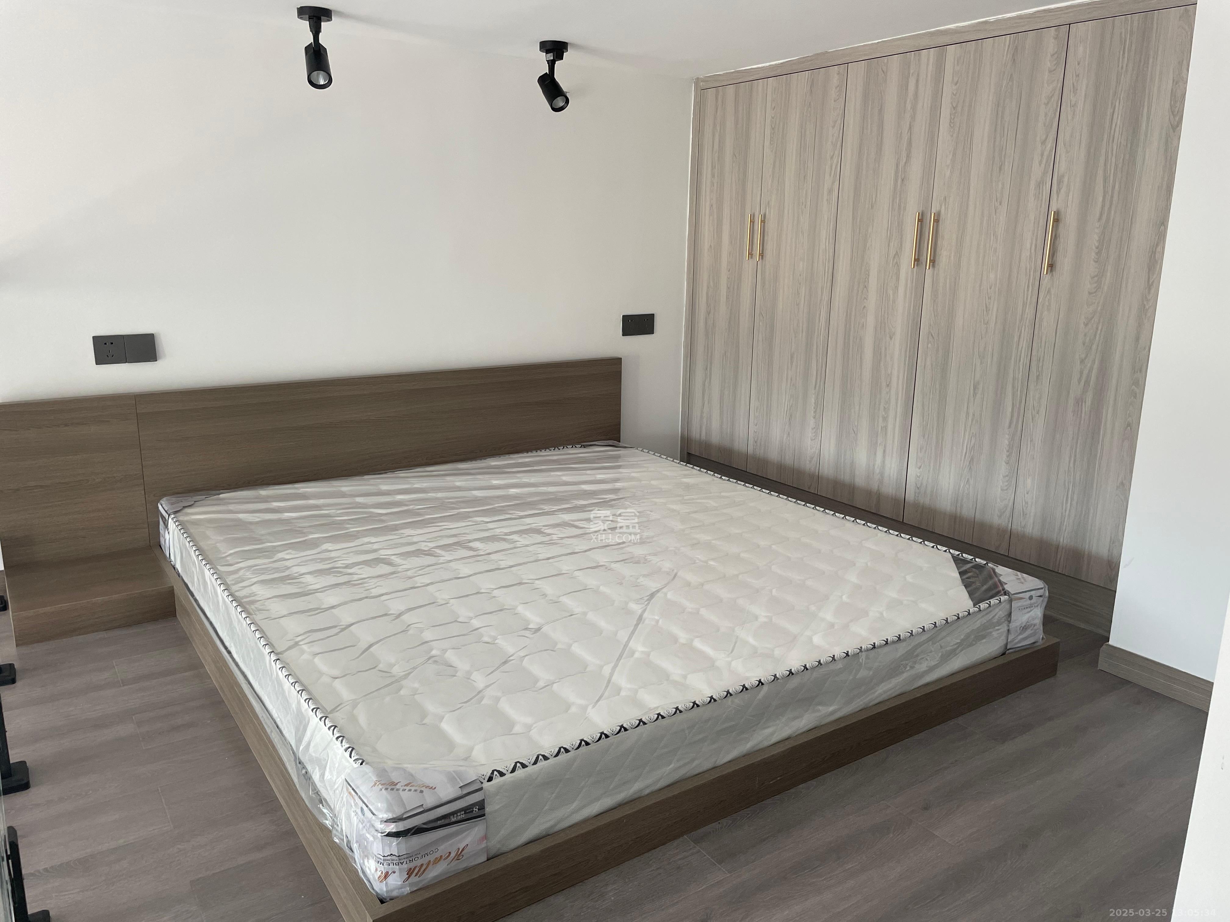 开利星空城市公馆 1室1厅1卫 1600.0元/月 开利星空城市公馆 1室1厅1卫 1600.0元/月室内图