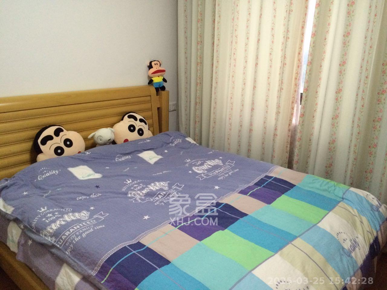 卓越蔚蓝海岸二期  2室1厅1卫   2200.00元/月室内图