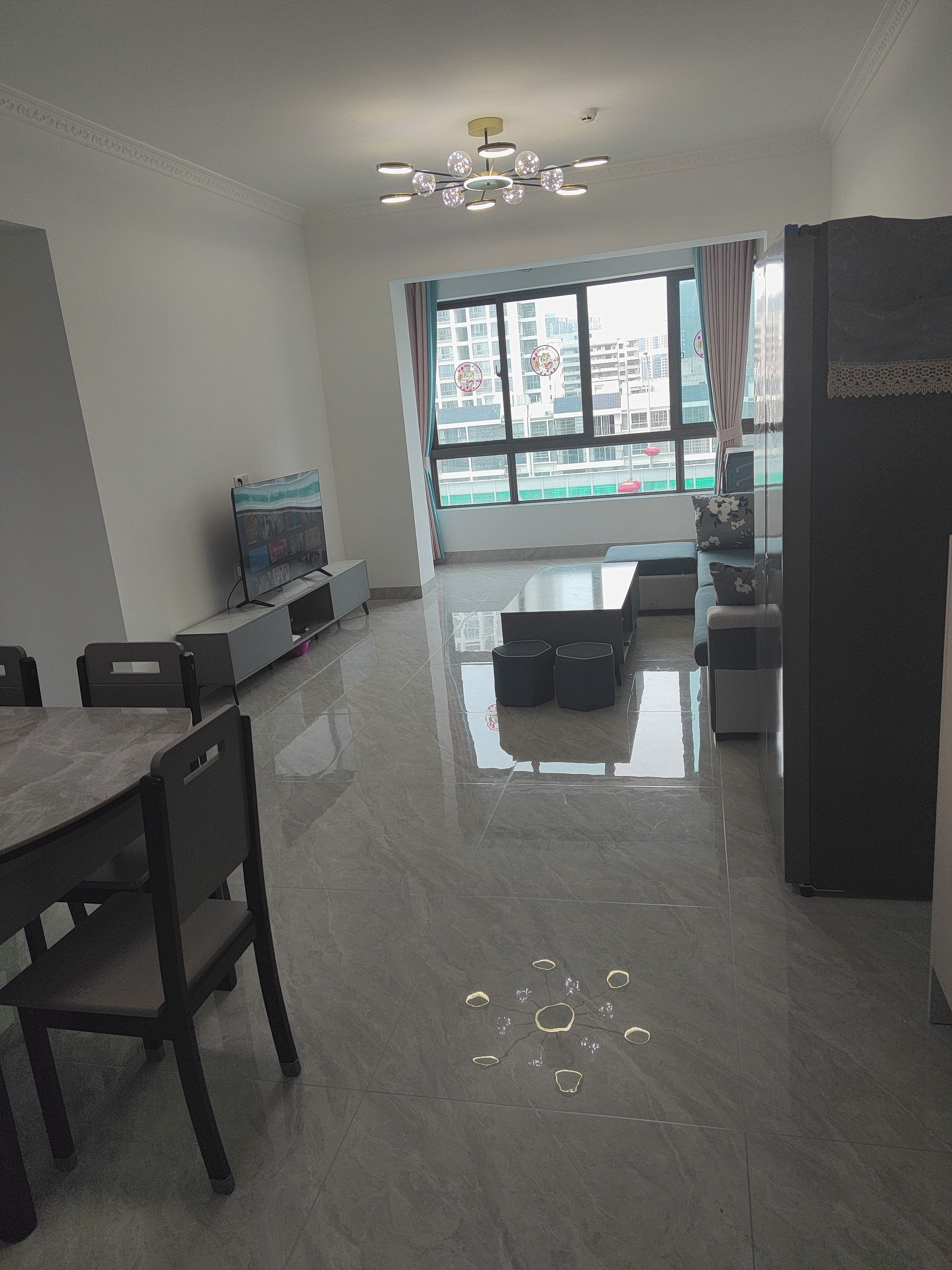 金城新天地 3室2厅1卫 3300.0元/月 金城新天地 3室2厅1卫 3300.0元/月室内图