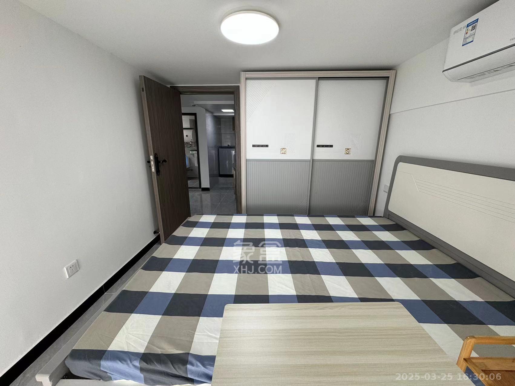 金地中交麓谷香颂(金地中交雅苑) 2室1厅1卫 1900.0元/月 金地中交麓谷香颂(金地中交雅苑) 2室1厅1卫 1900.0元/月室内图