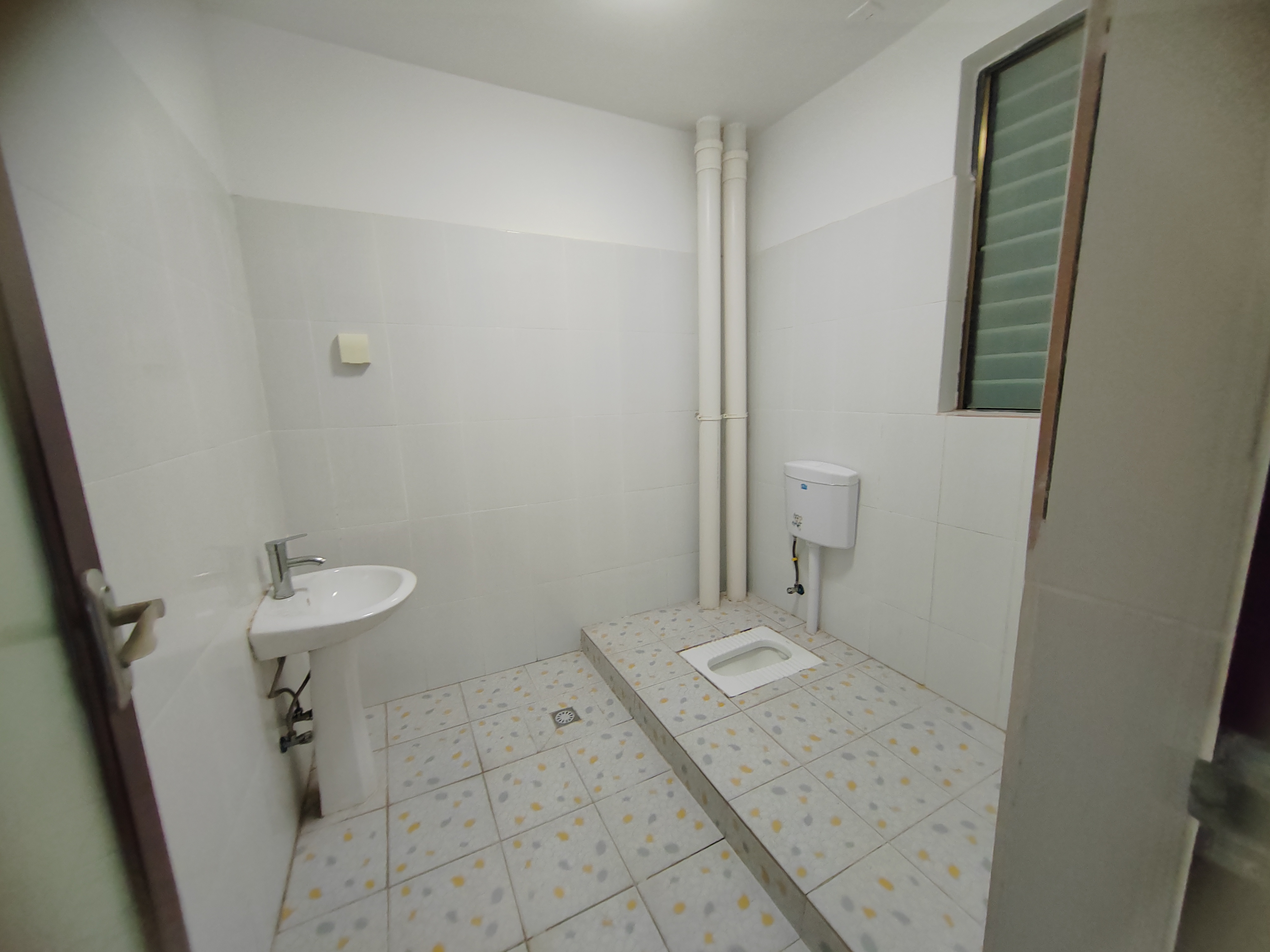 金牛佳园  3室2厅2卫    2300.0元/月 金牛佳园  3室2厅2卫    2300.0元/月室内图