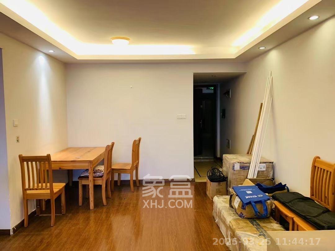 万科金域华府三四期  3室2厅1卫   2500.00元/月室内图
