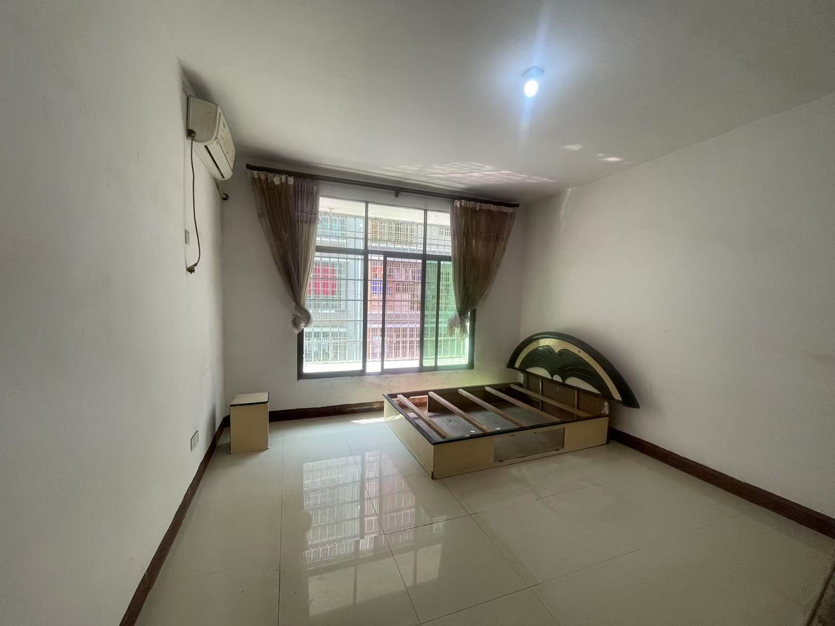 罗家小区西区  2室1厅1卫    750.0元/月室内图