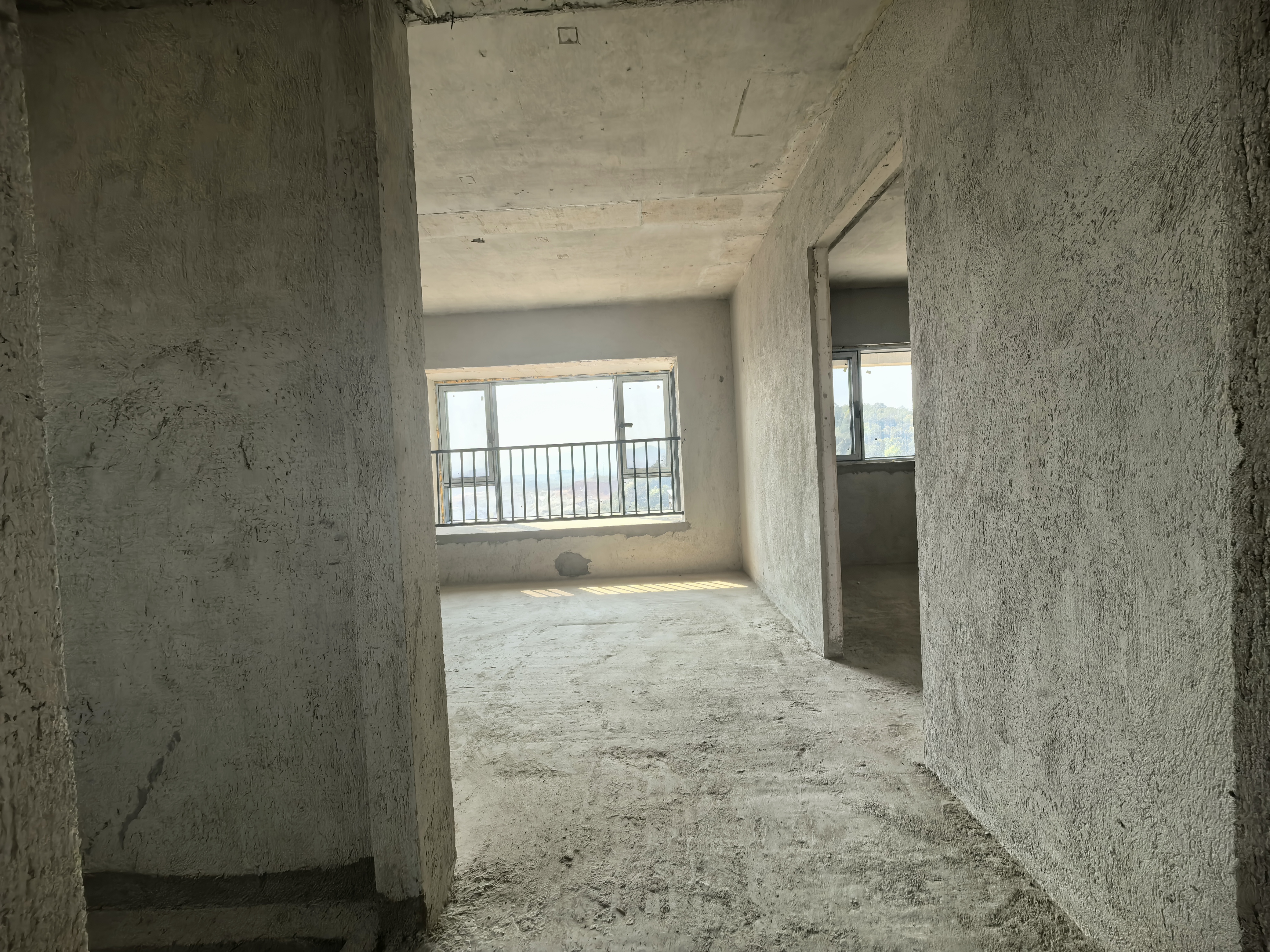 徐福桃花源 5室2厅2卫 93.8万 徐福桃花源 5室2厅2卫 93.8万客厅