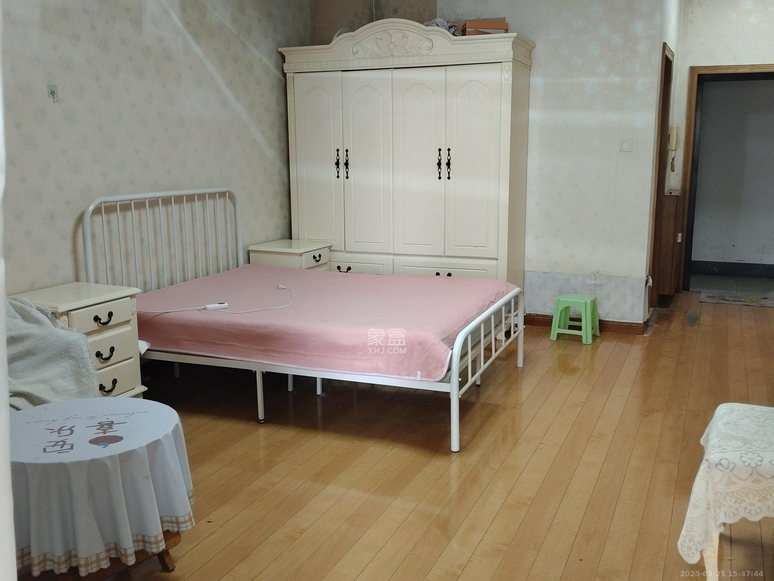 明城公寓  1室1厅1卫   1100.00元/月室内图