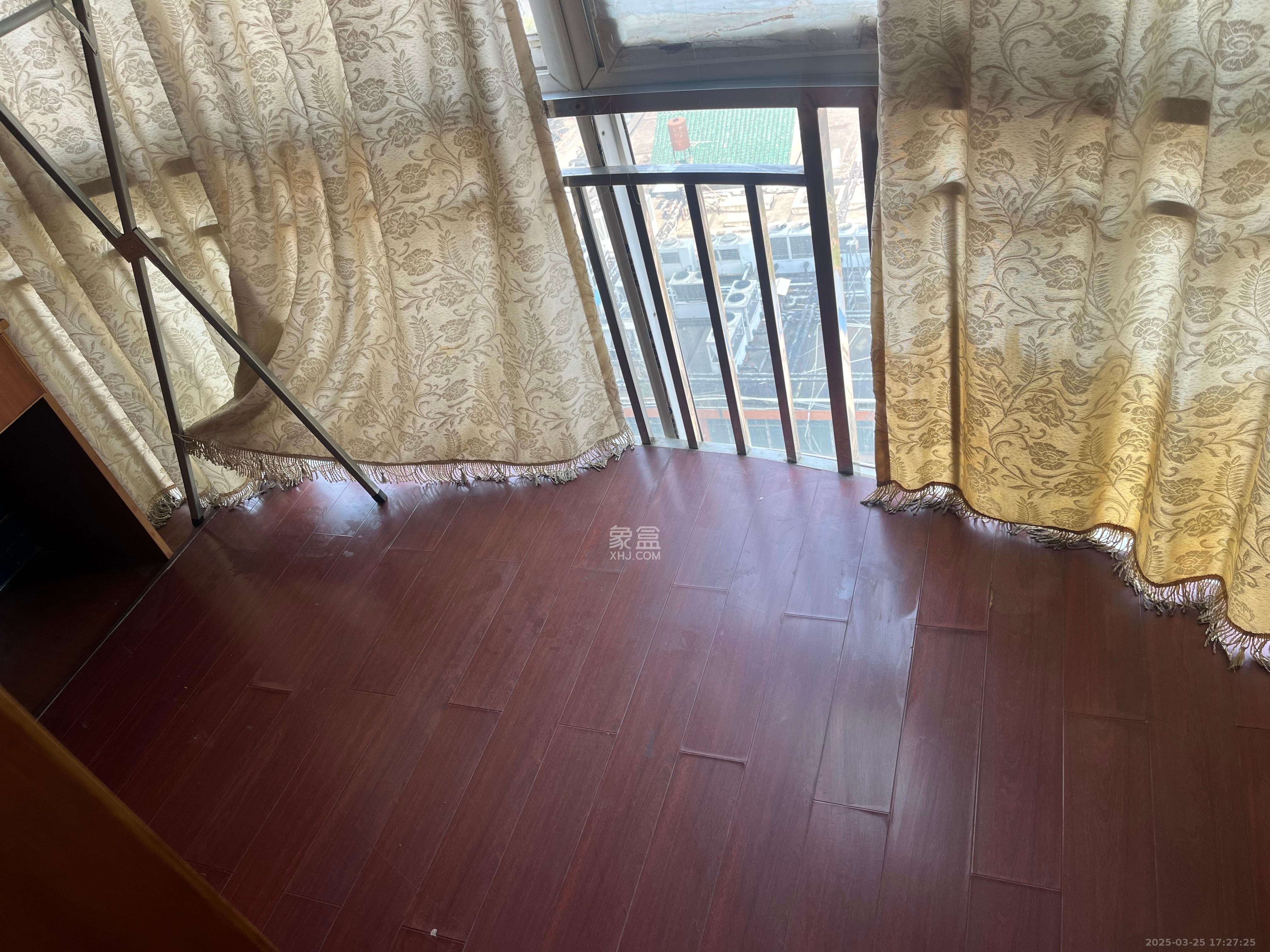 天剑华城 1室1厅1卫 1500.0元/月 天剑华城 1室1厅1卫 1500.0元/月室内图