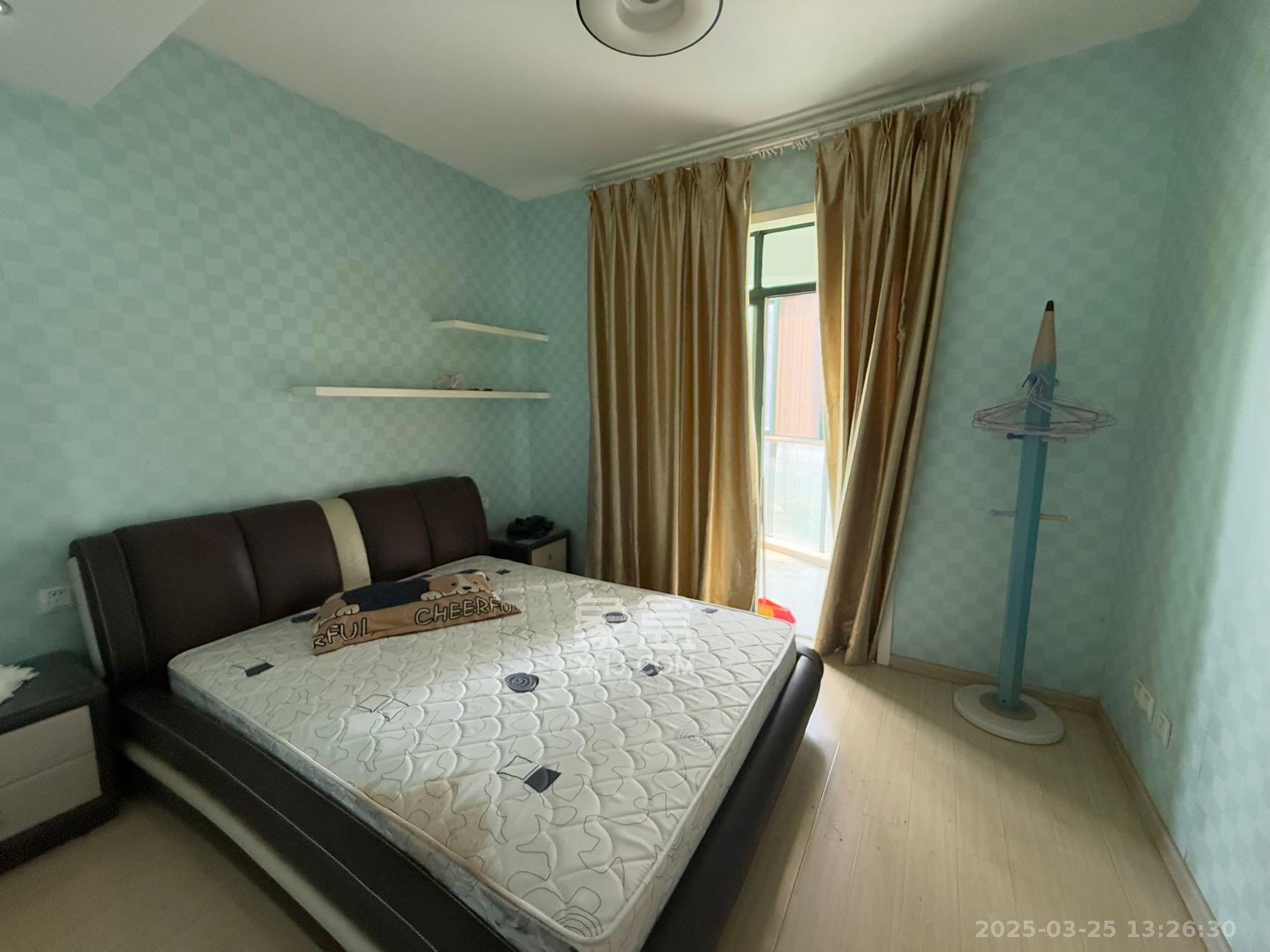 华盛新外滩 4室2厅2卫 3800.0元/月 华盛新外滩 4室2厅2卫 3800.0元/月室内图