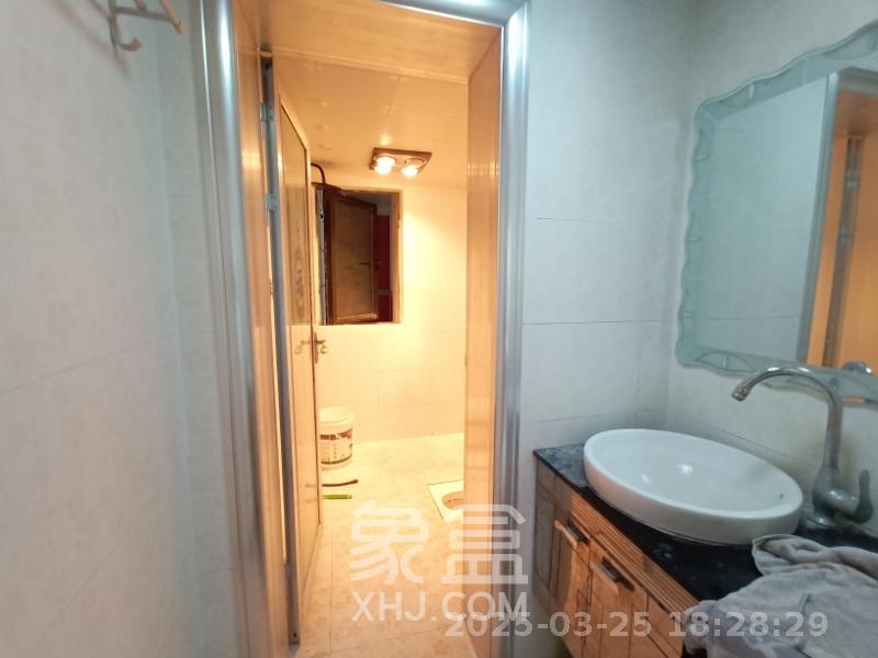 长房时代城  2室2厅1卫   2700.00元/月室内图