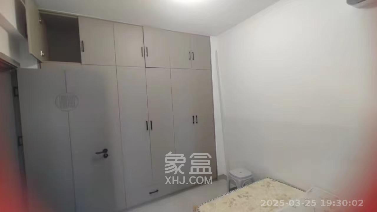 保利麓谷林语A区  2室1厅1卫   800.00元/月室内图