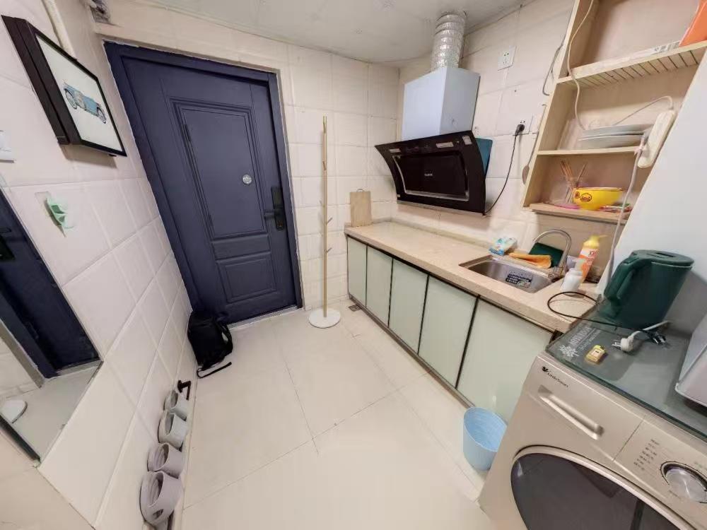 阳光假日公寓 1室0厅1卫 1500.0元/月 阳光假日公寓 1室0厅1卫 1500.0元/月室内图