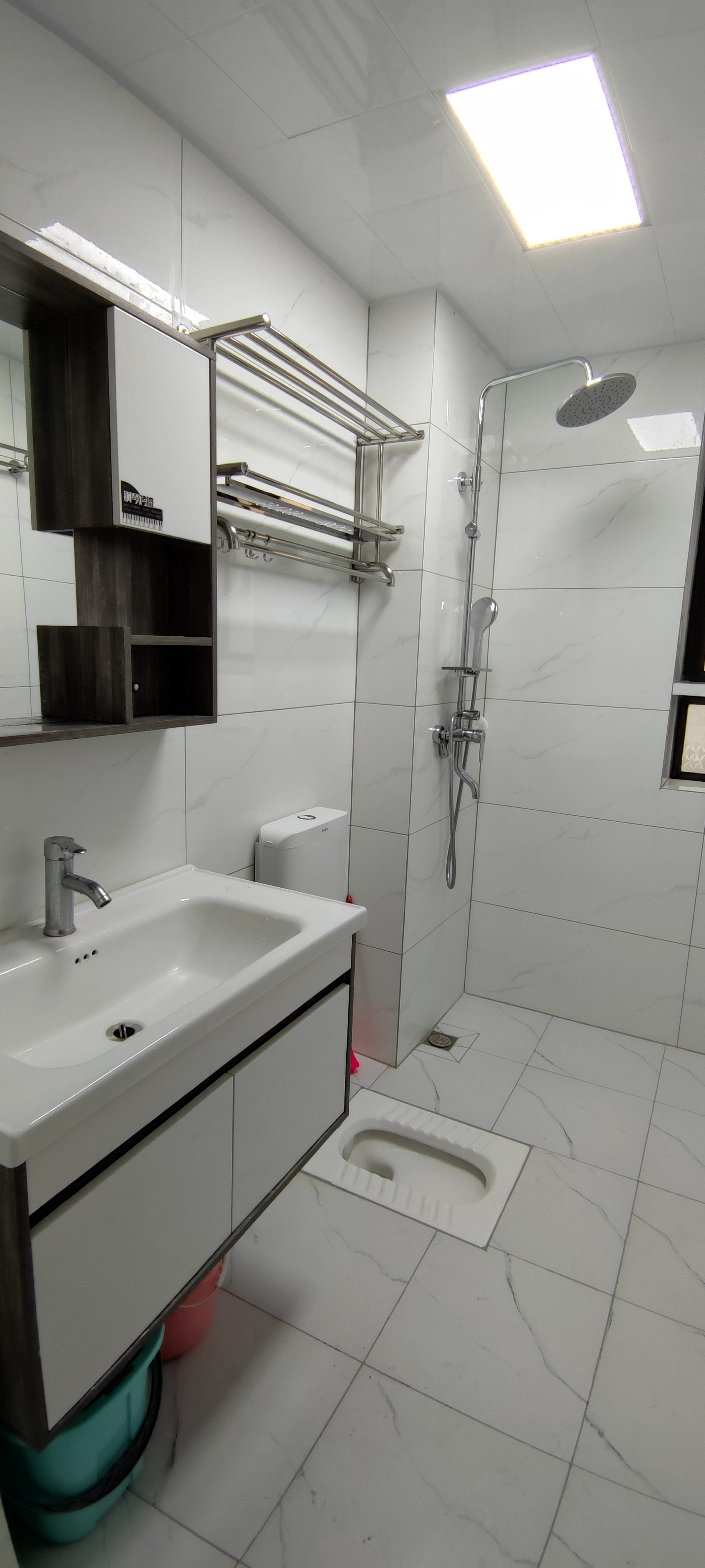 金城新天地 3室2厅1卫 3300.0元/月 金城新天地 3室2厅1卫 3300.0元/月室内图