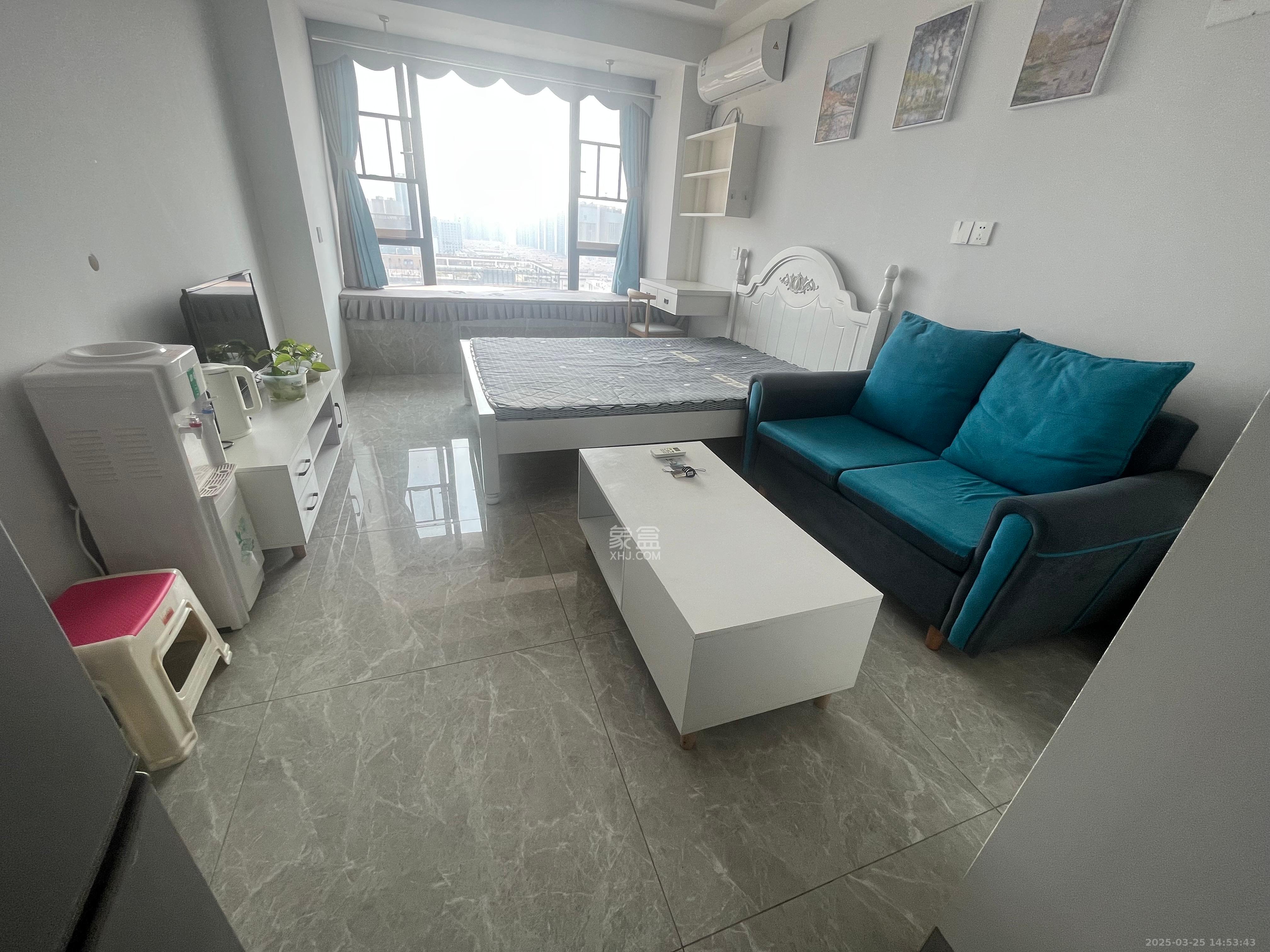 龙湖湘江星座(祺鑫星座公寓) 1室1厅1卫 1700.0元/月 龙湖湘江星座(祺鑫星座公寓) 1室1厅1卫 1700.0元/月室内图