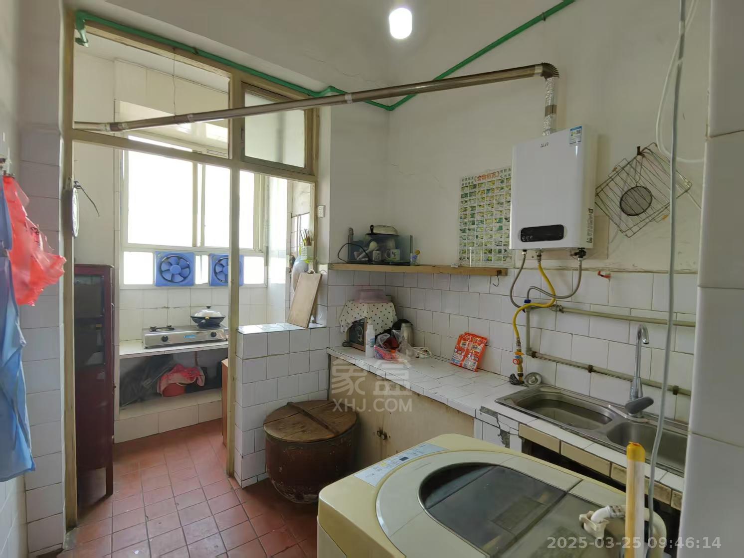 群力村 1室0厅0卫 800.0元/月 群力村 1室0厅0卫 800.0元/月室内图