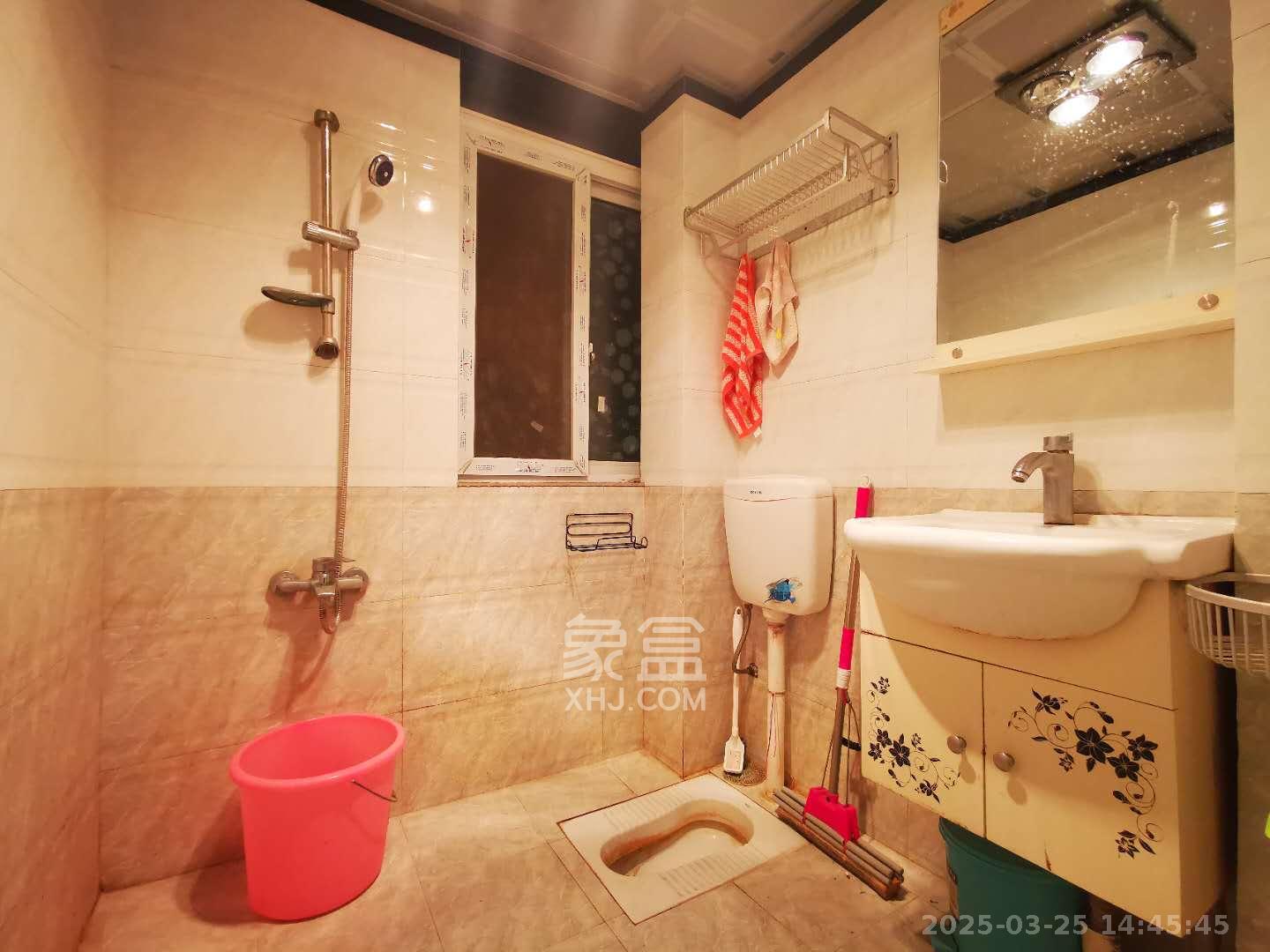 可可小城（麓谷可可小城)  2室2厅1卫   2200.00元/月室内图