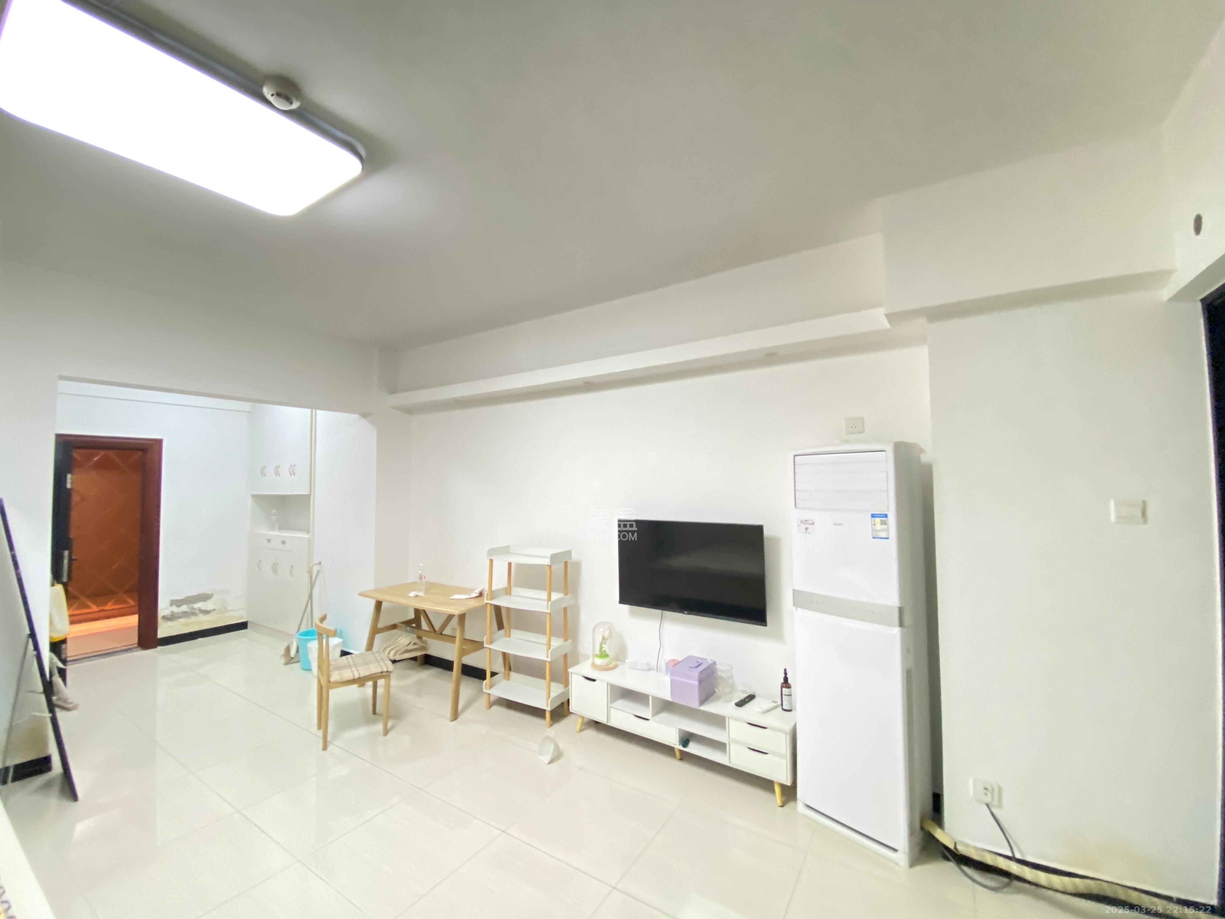 东友星座  1室1厅1卫   1800.00元/月室内图
