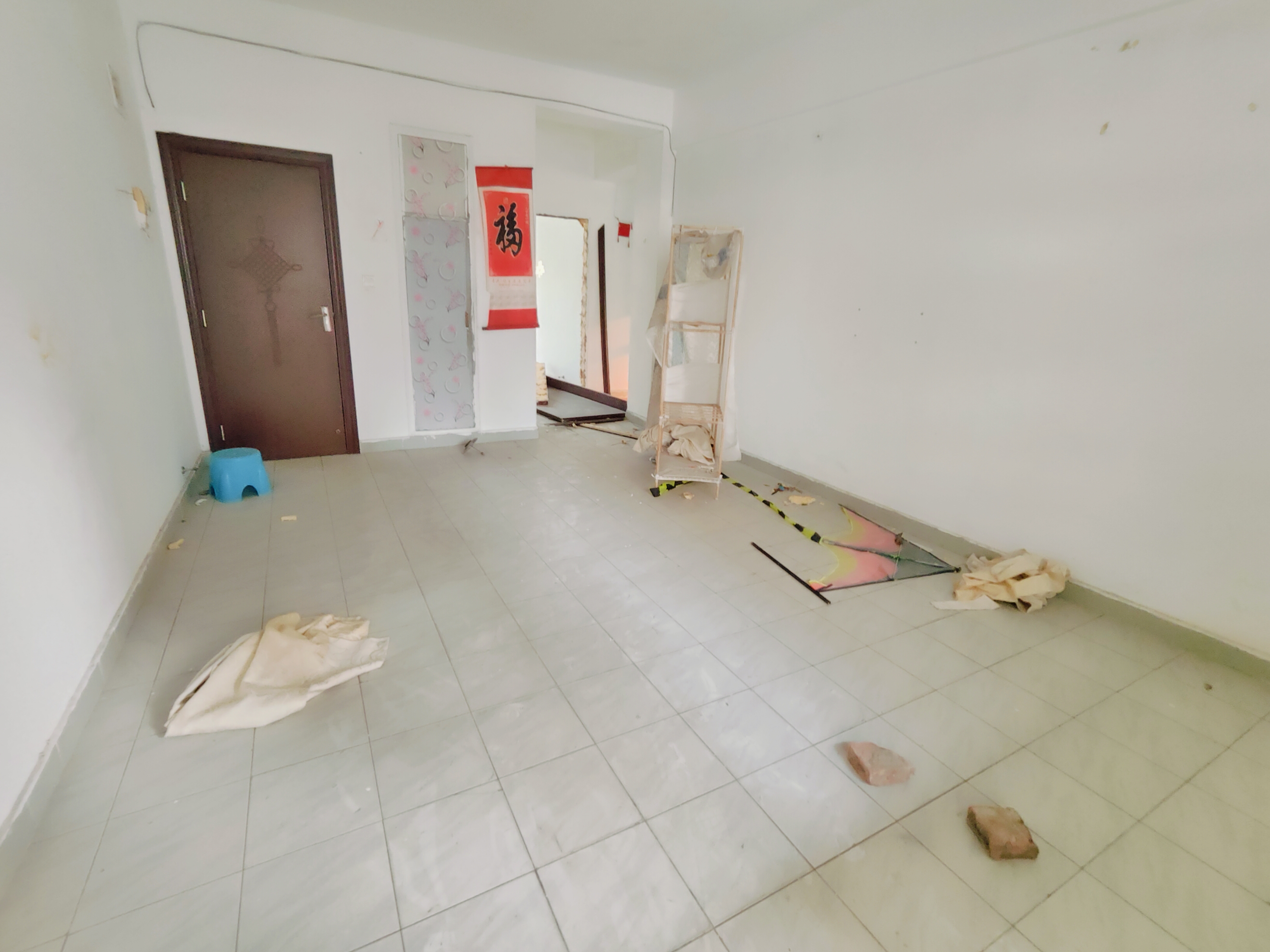 富南公寓  3室2厅1卫    80.0万 富南公寓  3室2厅1卫    80.0万客厅