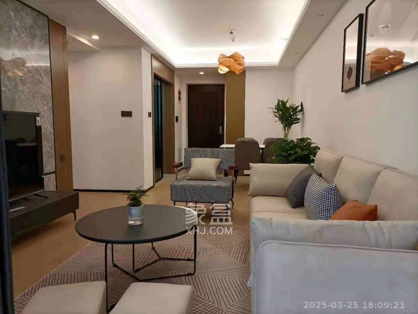 万科里金域国际  2室2厅1卫   5500.00元/月室内图