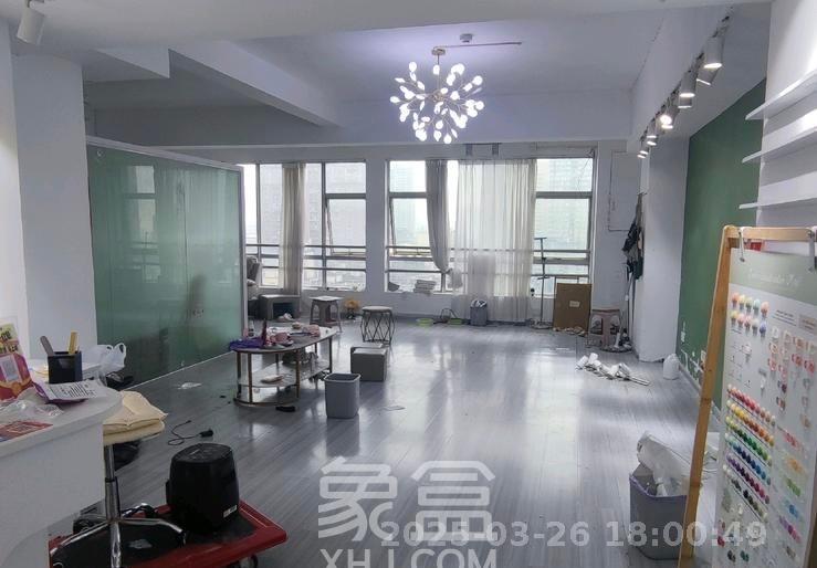 五一新干线 1室1厅1卫 4200.0元/月 五一新干线 1室1厅1卫 4200.0元/月室内图