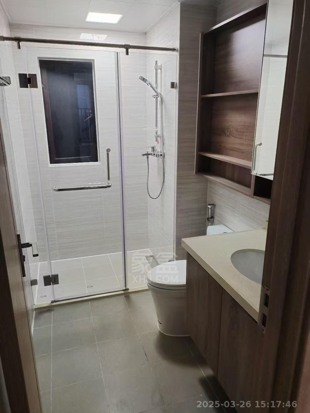 东部美的城 3室2厅2卫 1800.0元/月 东部美的城 3室2厅2卫 1800.0元/月室内图