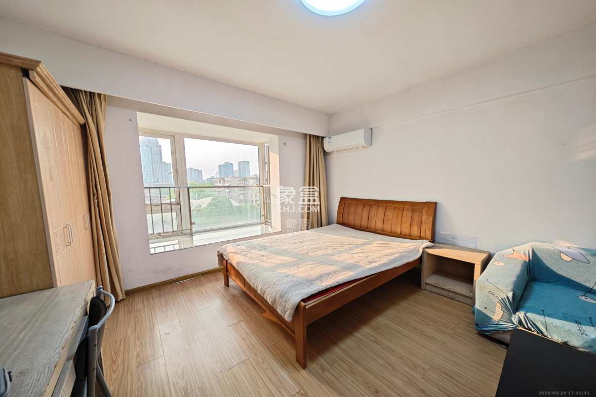 三重星都心  1室1厅1卫    1500.0元/月 三重星都心  1室1厅1卫    1500.0元/月室内图