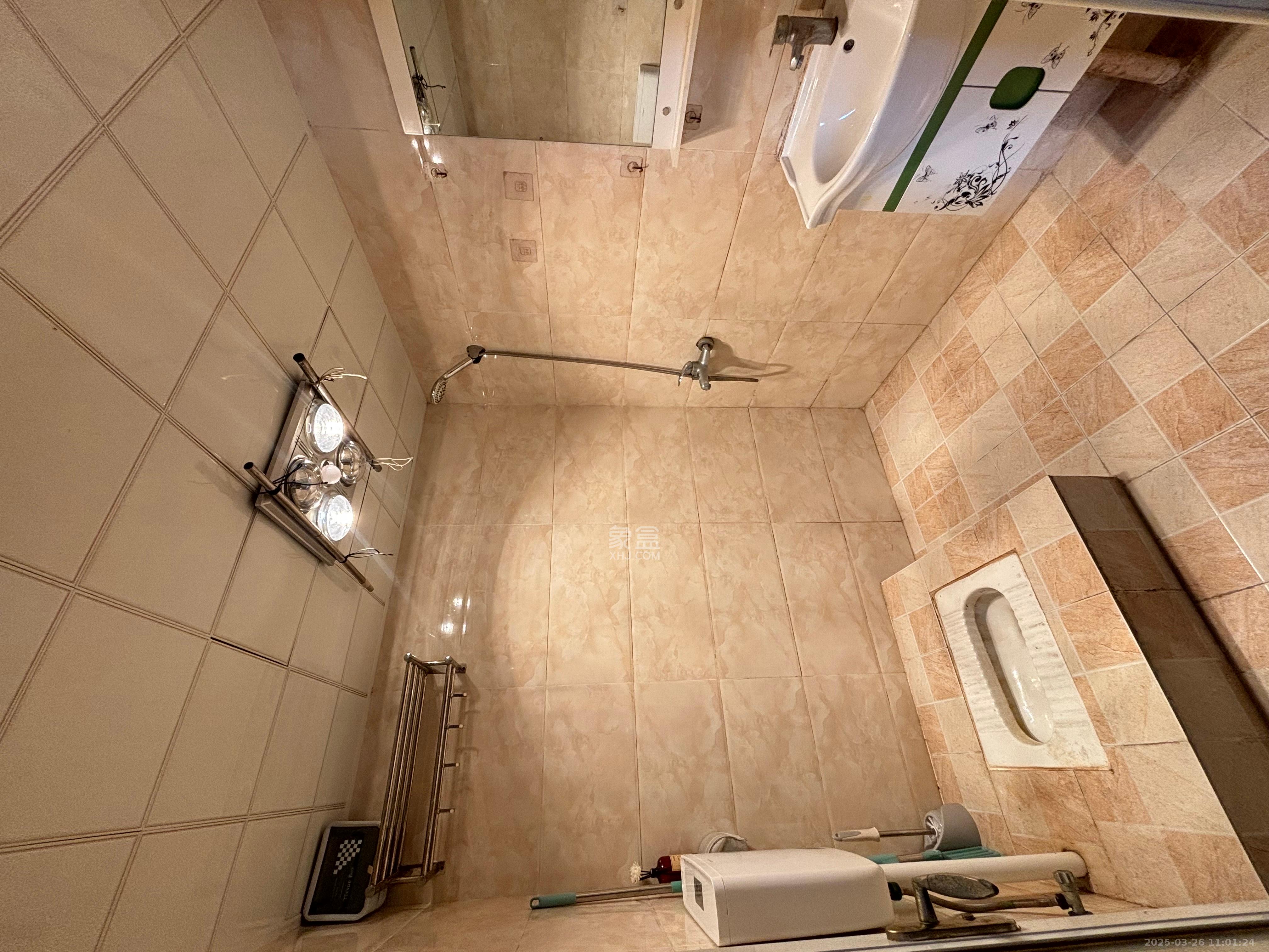 星城新宇莲景苑 1室1厅1卫 1500.00元/月 星城新宇莲景苑 1室1厅1卫 1500.00元/月室内图