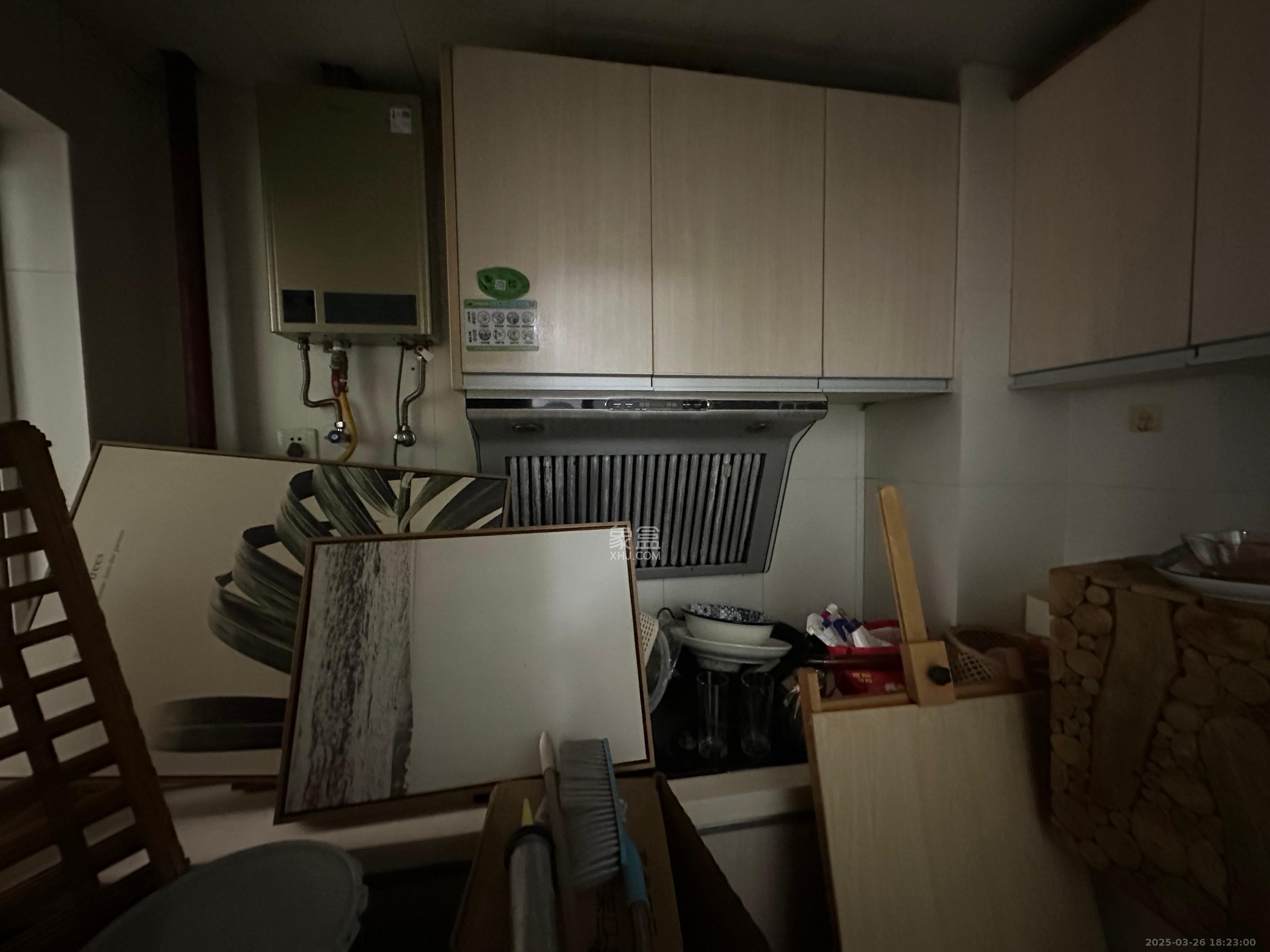 白沙晶城 1室1厅1卫 2000.0元/月 白沙晶城 1室1厅1卫 2000.0元/月室内图