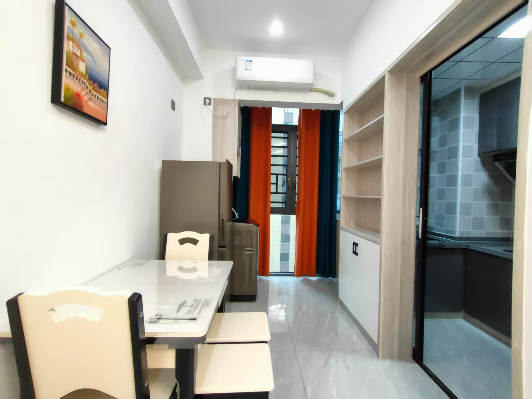 保利香槟国际 1室0厅0卫 1300.0元/月 保利香槟国际 1室0厅0卫 1300.0元/月室内图