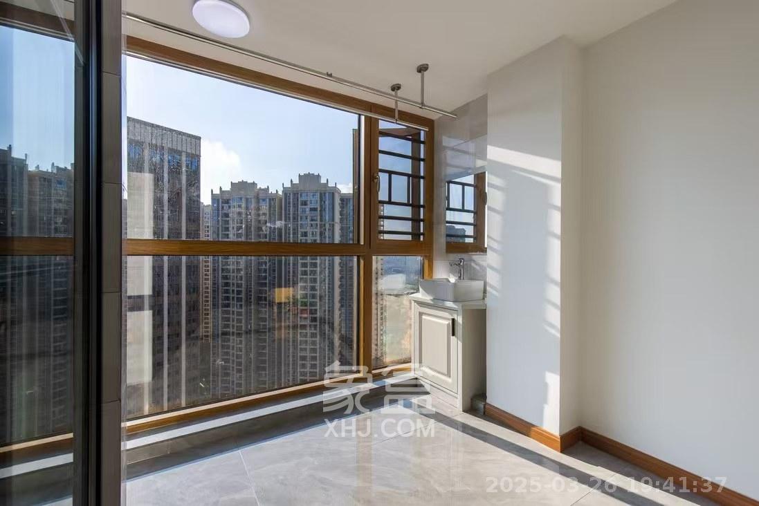 钱隆世家 3室1厅2卫 1800.0元/月 钱隆世家 3室1厅2卫 1800.0元/月室内图