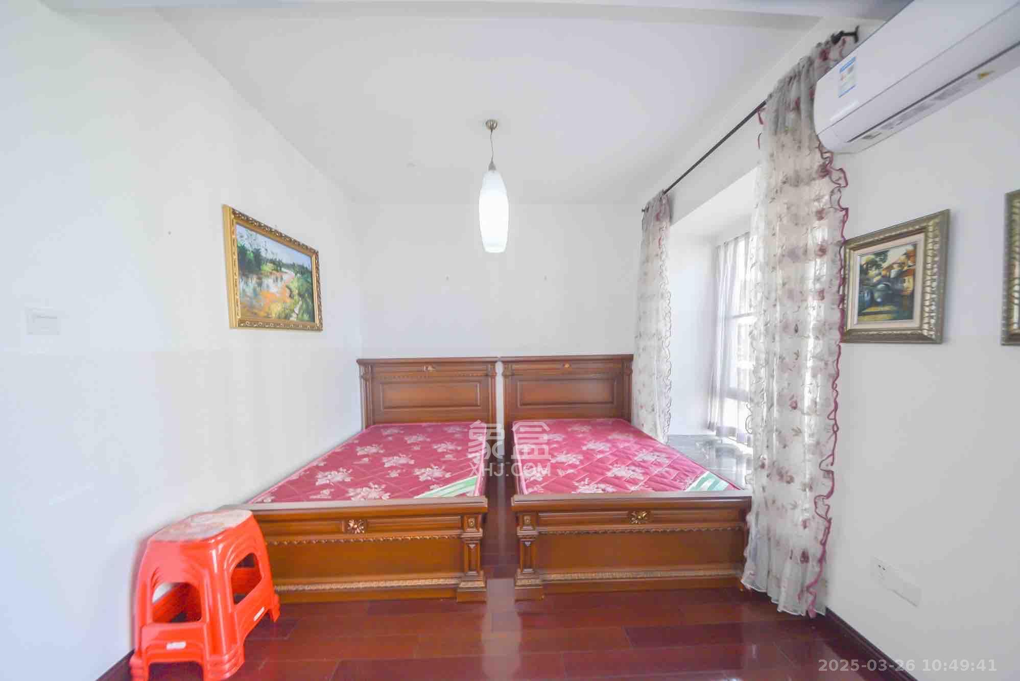 亚华香舍花都 2室2厅1卫 3500.0元/月 亚华香舍花都 2室2厅1卫 3500.0元/月室内图