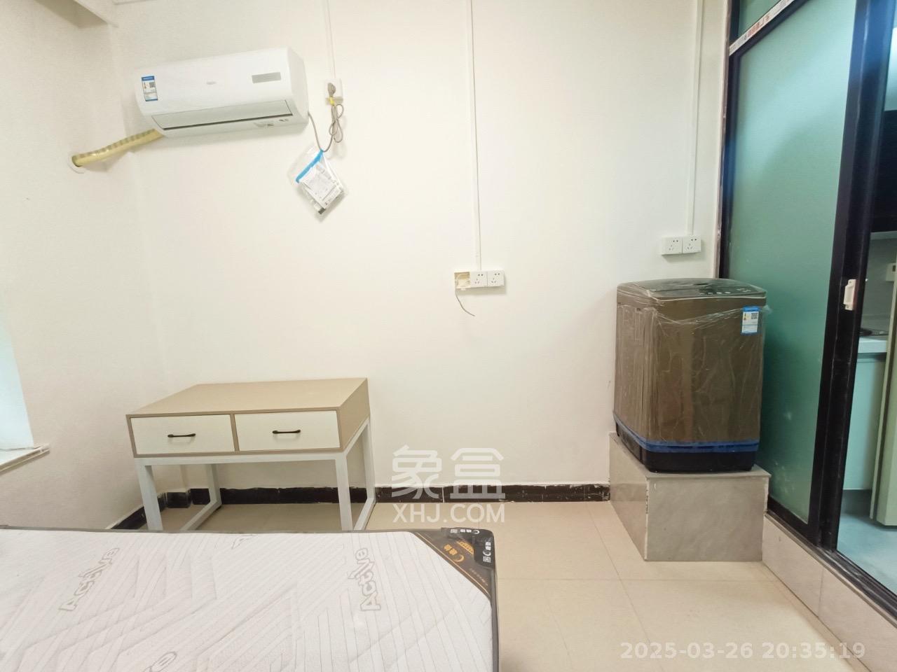 高岭小区  1室1厅1卫    1100.0元/月室内图