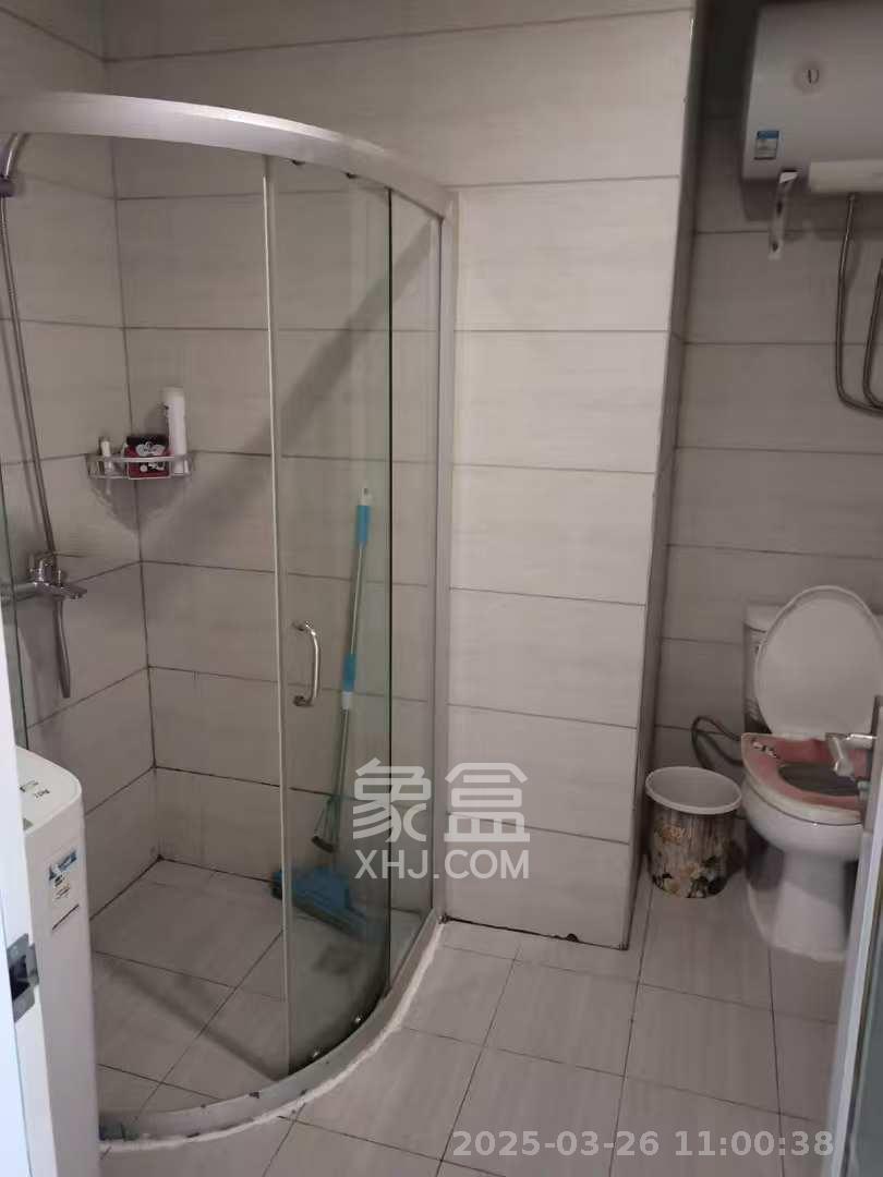 昊天大厦 2室1厅1卫 2500.0元/月 昊天大厦 2室1厅1卫 2500.0元/月室内图