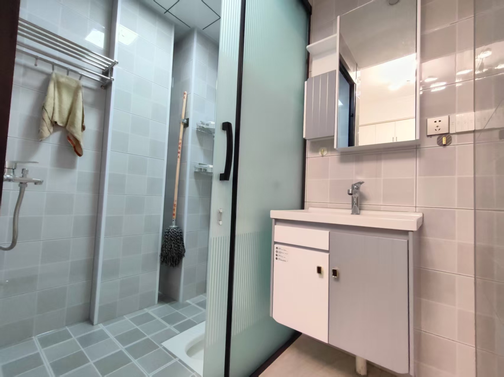 保利香槟国际 1室0厅0卫 1300.0元/月 保利香槟国际 1室0厅0卫 1300.0元/月室内图