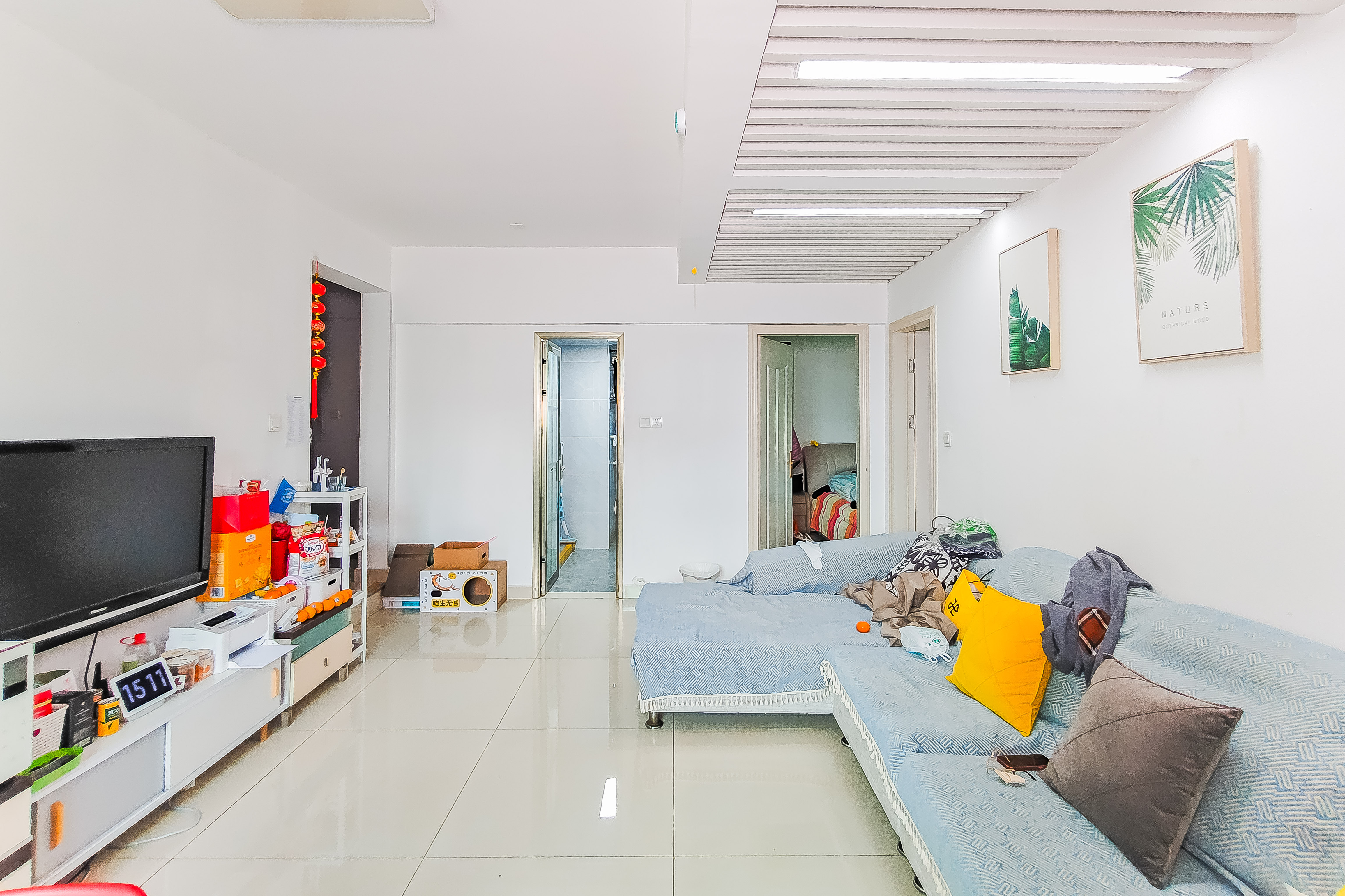 鸿信大厦 4室2厅2卫 245.0万 鸿信大厦 4室2厅2卫 245.0万客厅