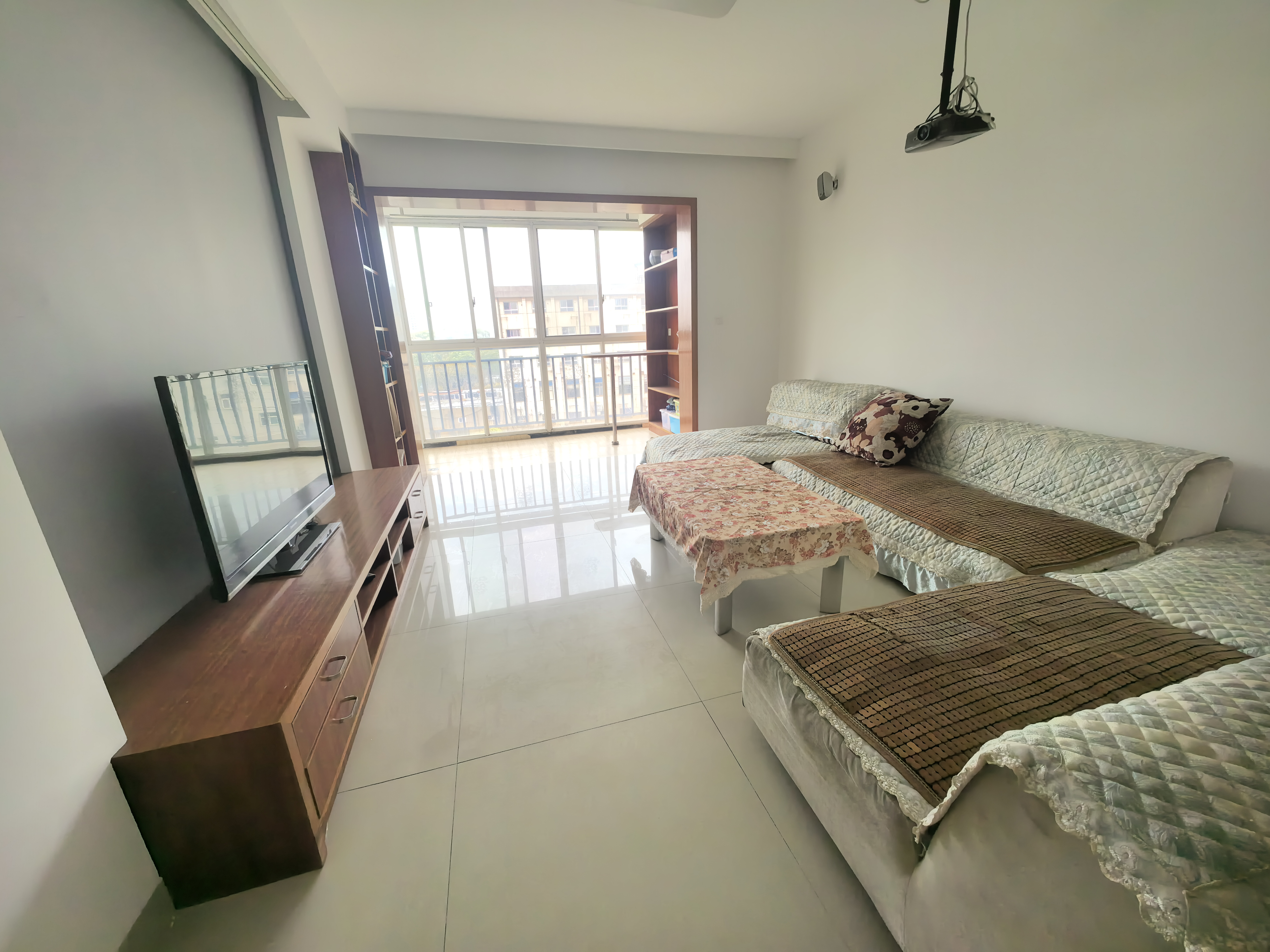 新城壹号 3室2厅2卫 29.0万 新城壹号 3室2厅2卫 29.0万室内图