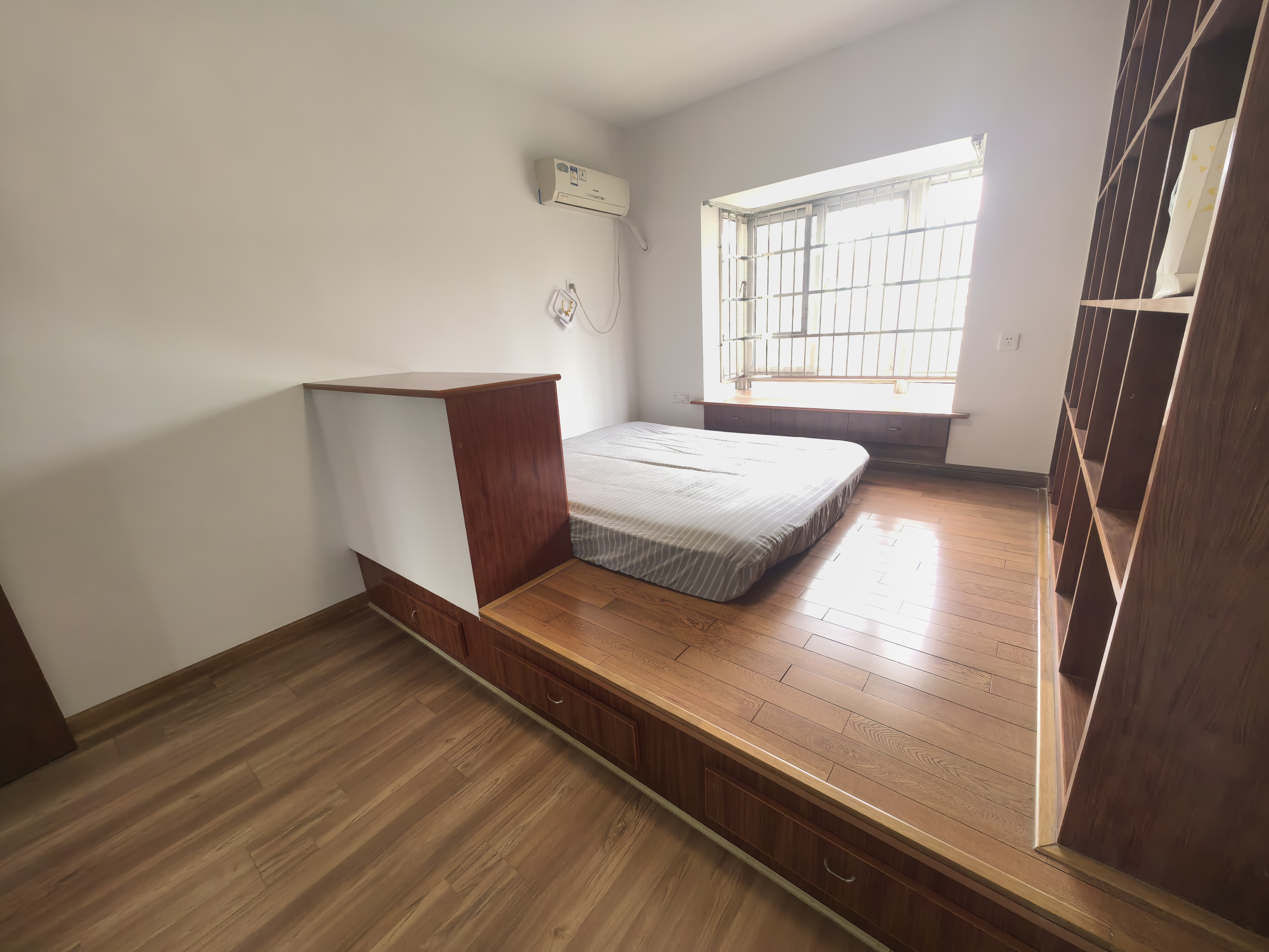 新城壹号 3室2厅2卫 29.0万 新城壹号 3室2厅2卫 29.0万室内图