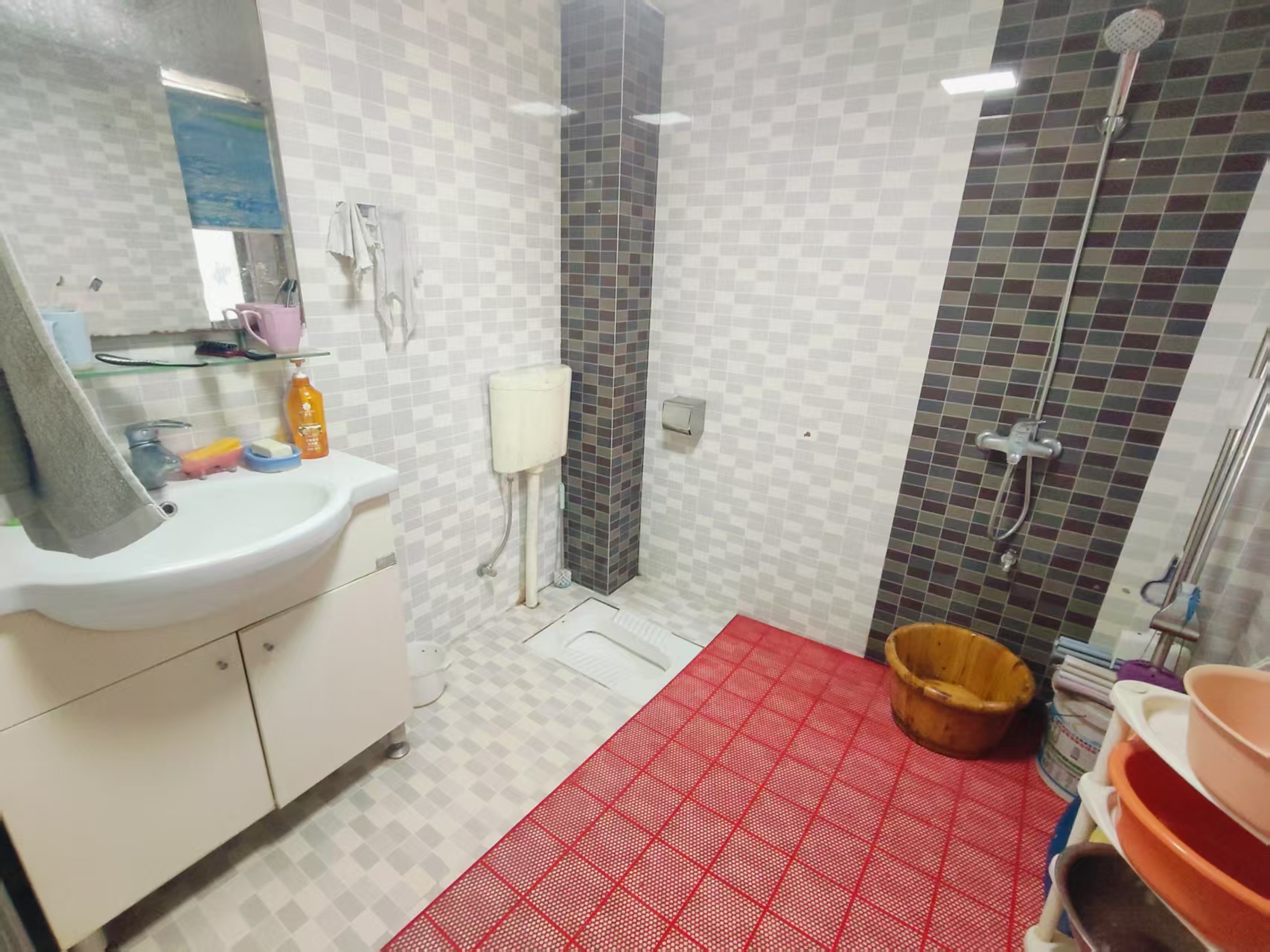 莱茵小镇 2室1厅1卫 28.0万 莱茵小镇 2室1厅1卫 28.0万室内图