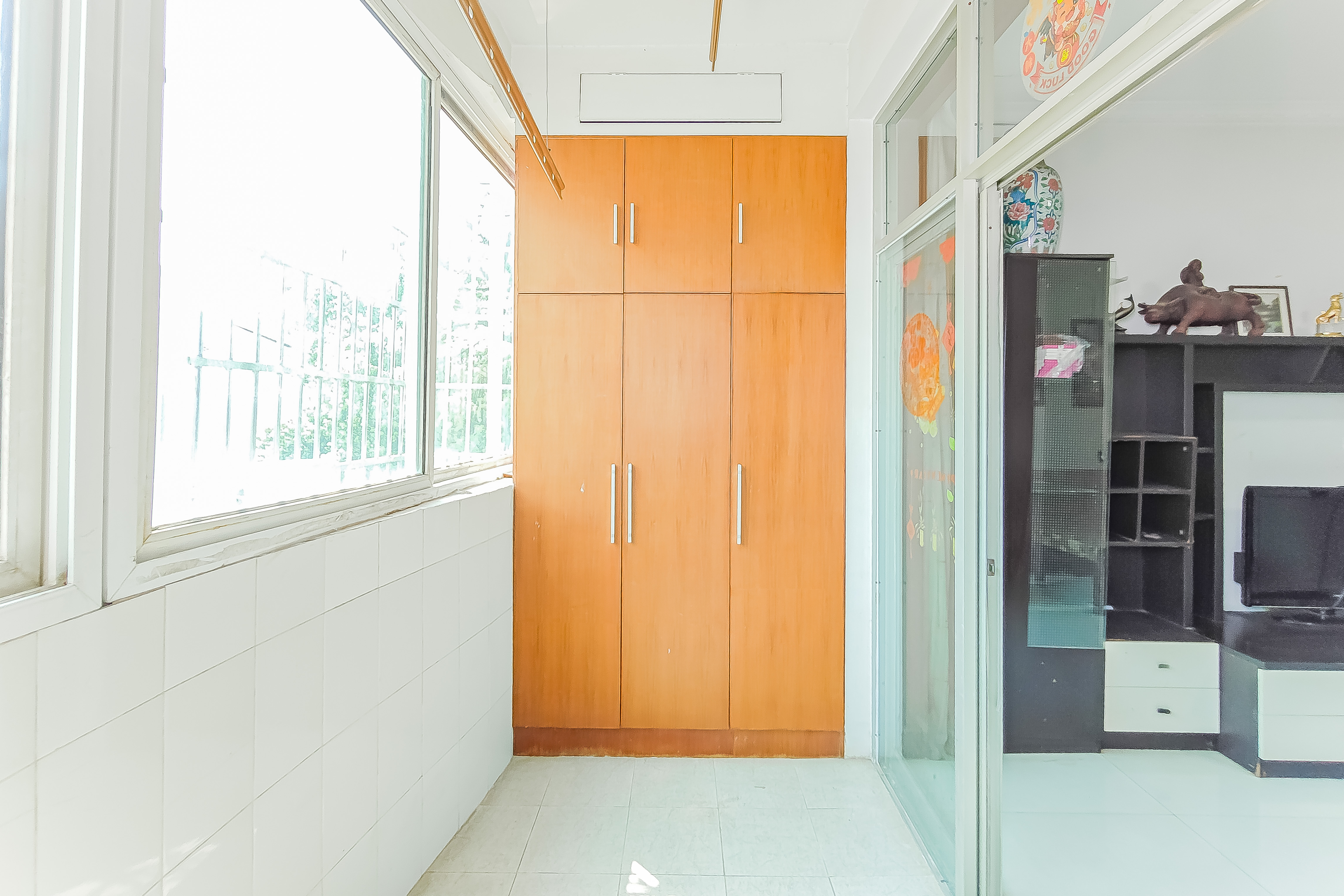湖开小区（湖南开关厂宿舍）/南大桥社区  2室2厅1卫   52.00万阳台