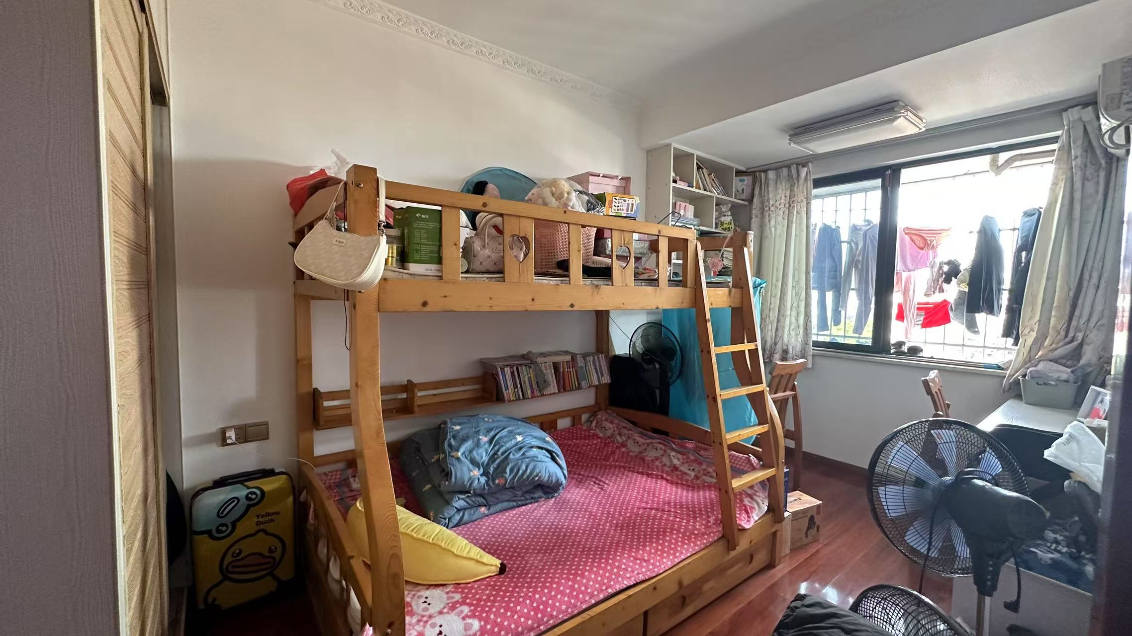 丰园大厦 2室1厅1卫 45.0万 丰园大厦 2室1厅1卫 45.0万室内图