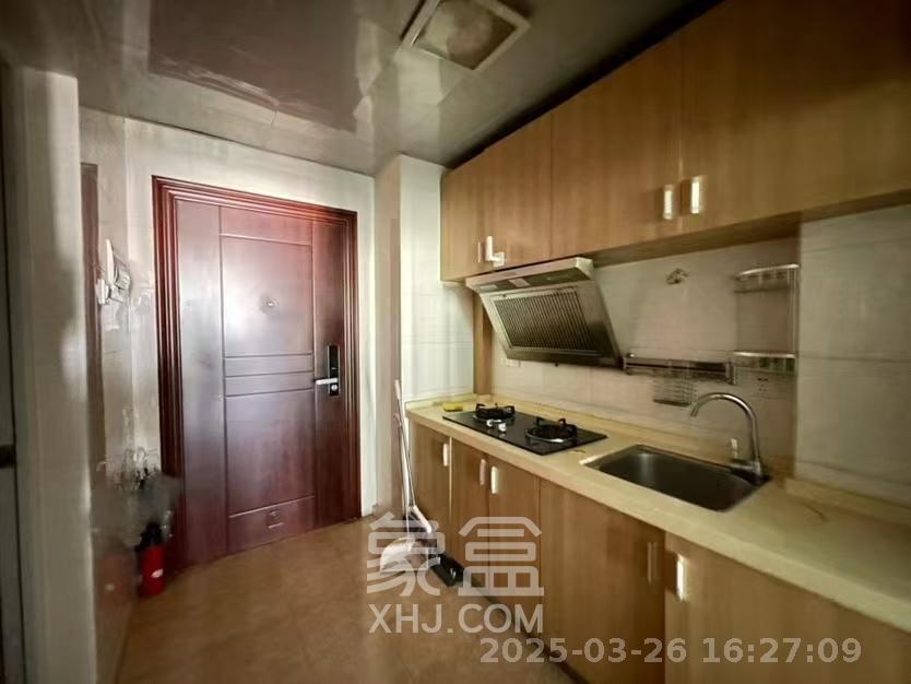 天心华庭 1室1厅1卫 3300.0元/月 天心华庭 1室1厅1卫 3300.0元/月室内图