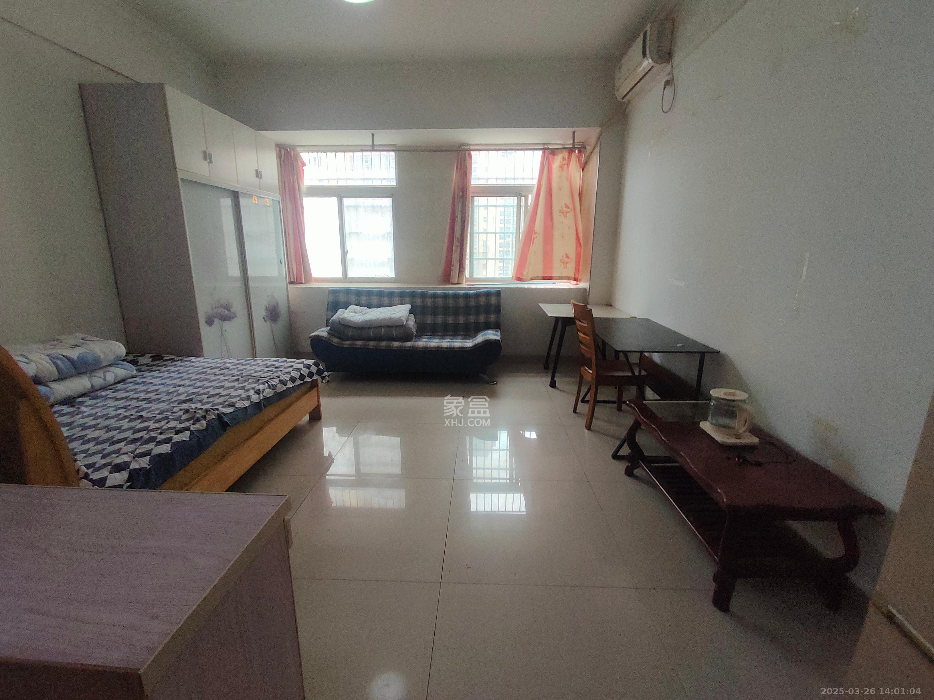 骑龙安置小区 1室1厅1卫 1200.0元/月 骑龙安置小区 1室1厅1卫 1200.0元/月室内图