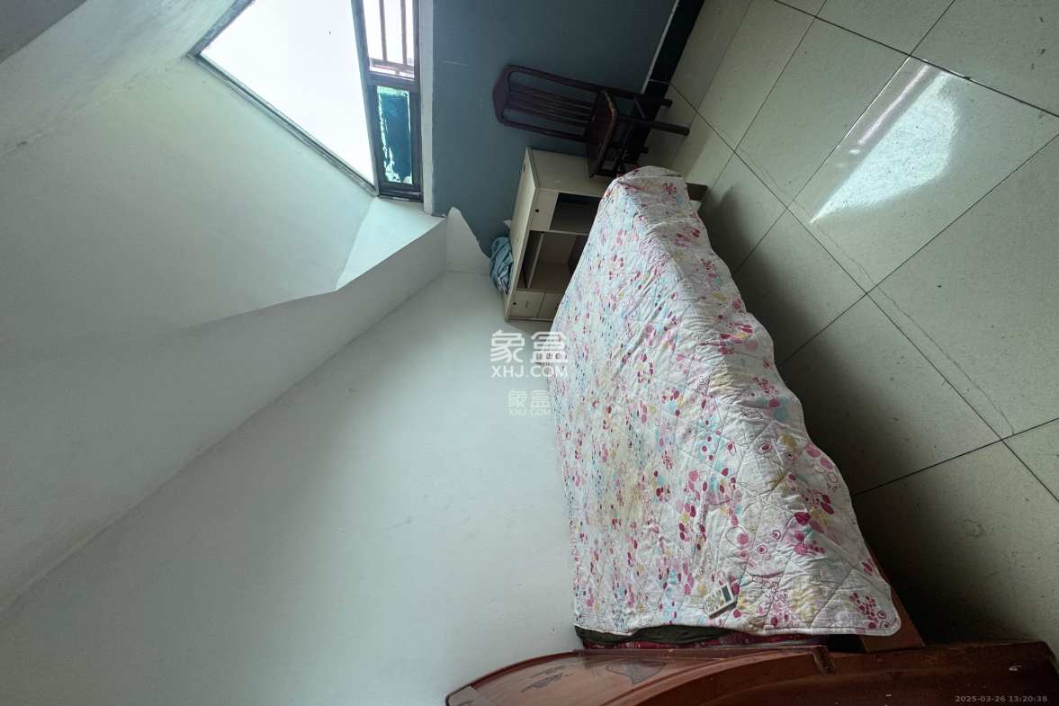 扬帆小区  1室1厅1卫    800.0元/月 扬帆小区  1室1厅1卫    800.0元/月室内图1