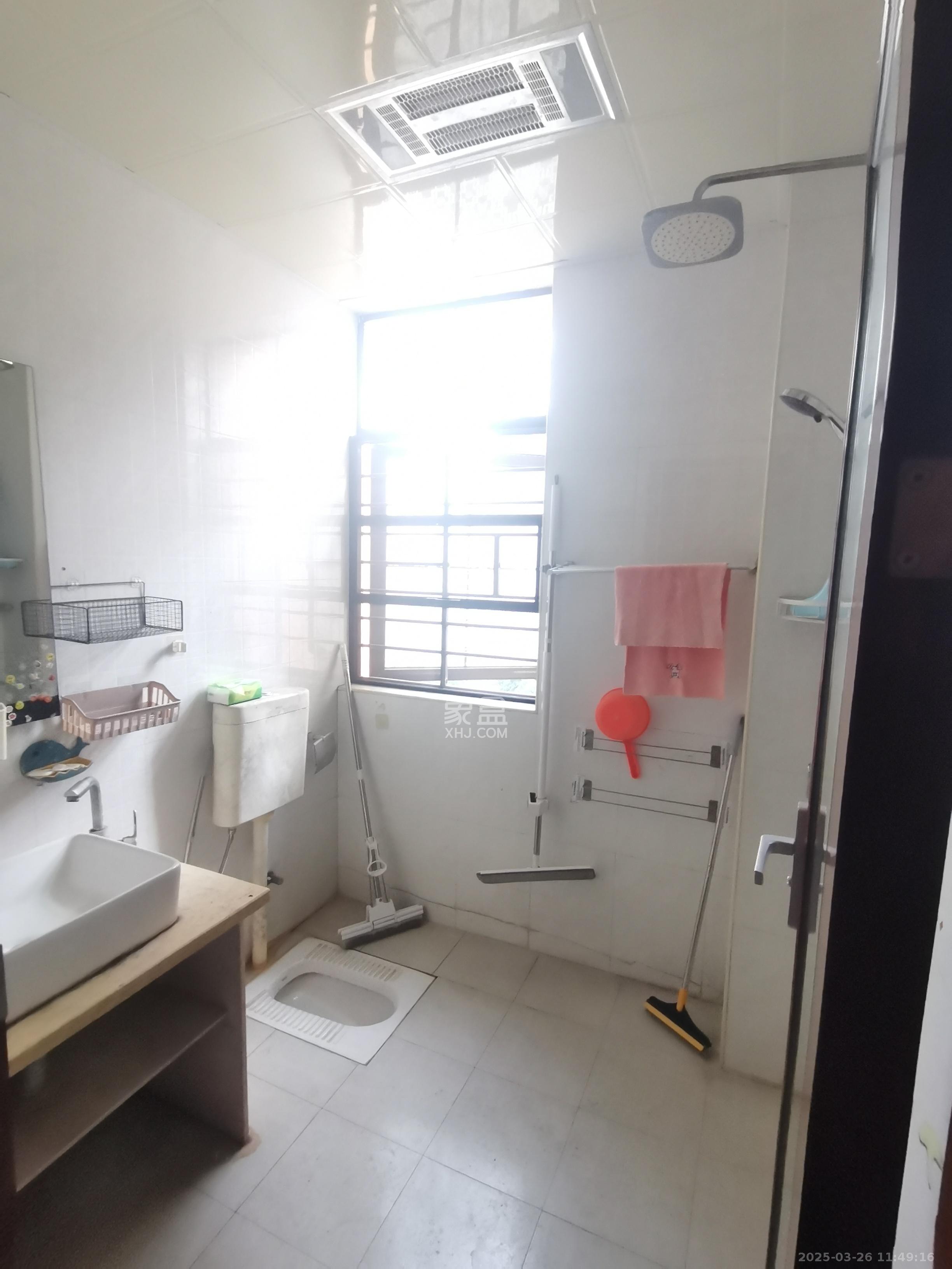 金侨城 3室2厅2卫 1200.0元/月 金侨城 3室2厅2卫 1200.0元/月室内图