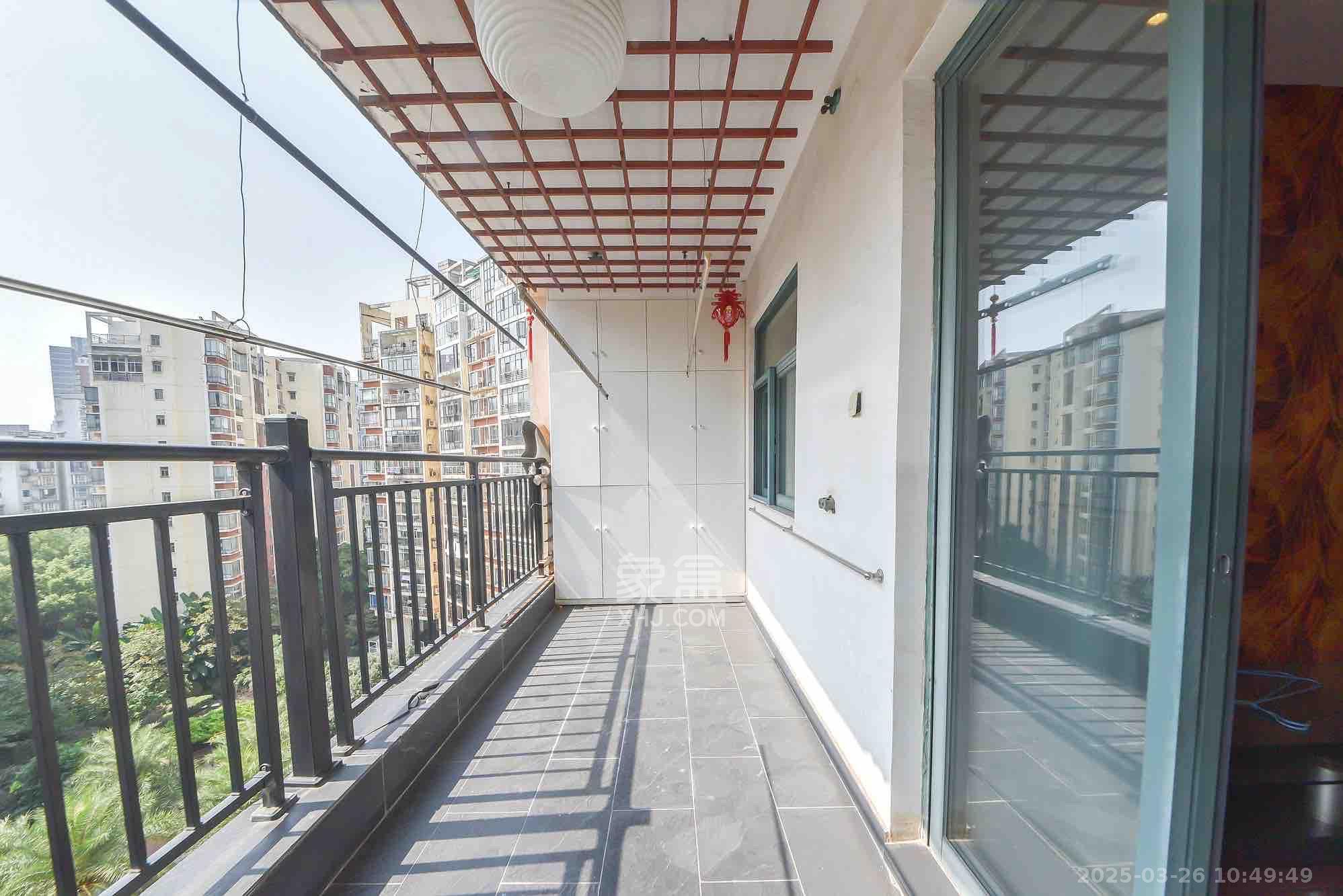 亚华香舍花都 2室2厅1卫 3500.0元/月 亚华香舍花都 2室2厅1卫 3500.0元/月室内图