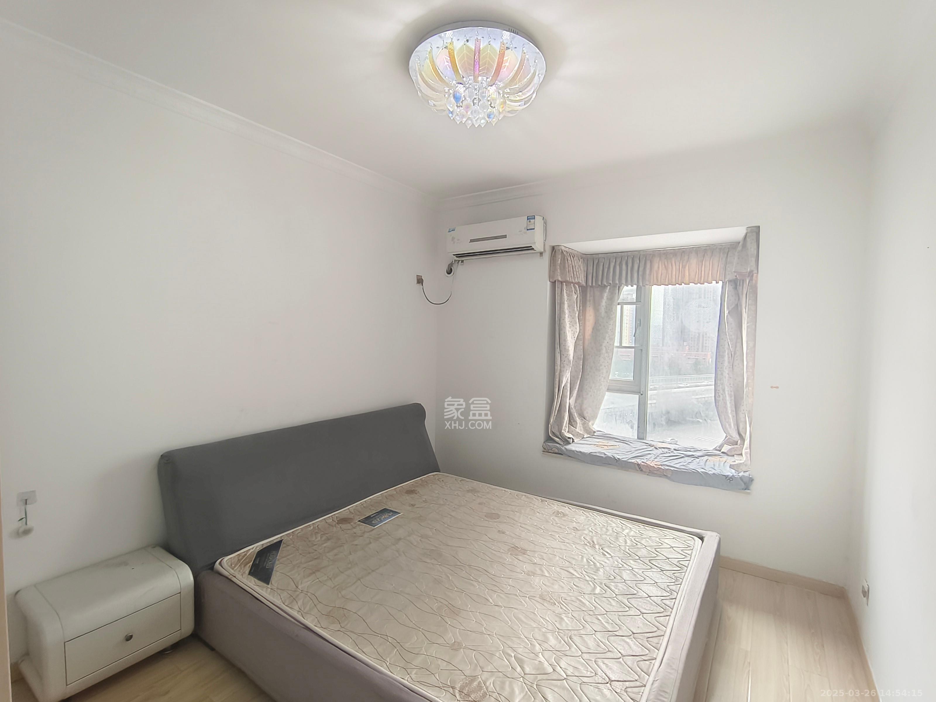 联美品格  1室2厅1卫   2000.00元/月室内图